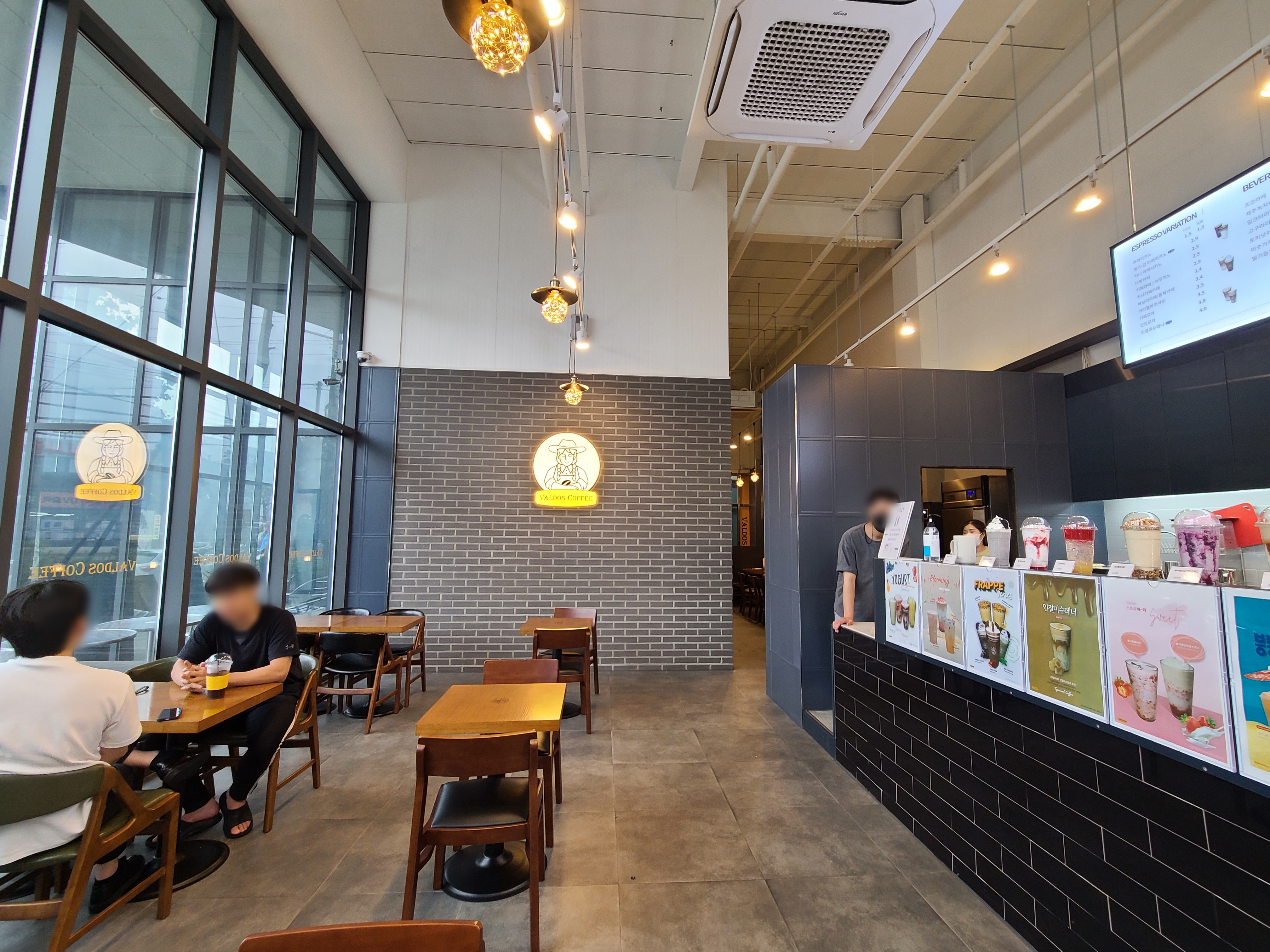 7번째 이미지