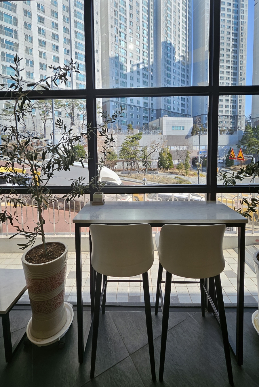 4번째 이미지