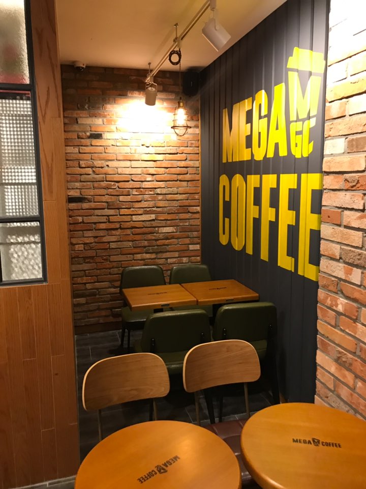 7번째 이미지