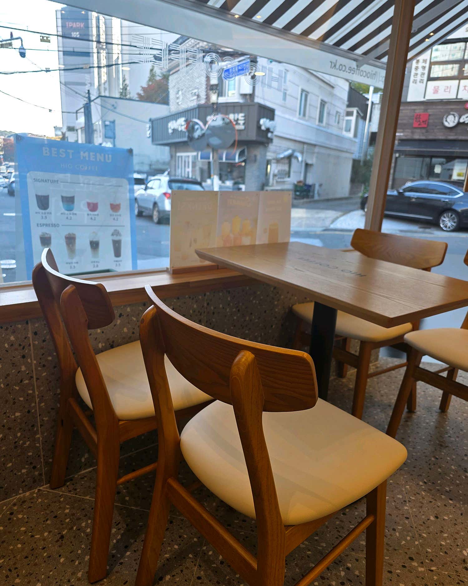 4번째 이미지