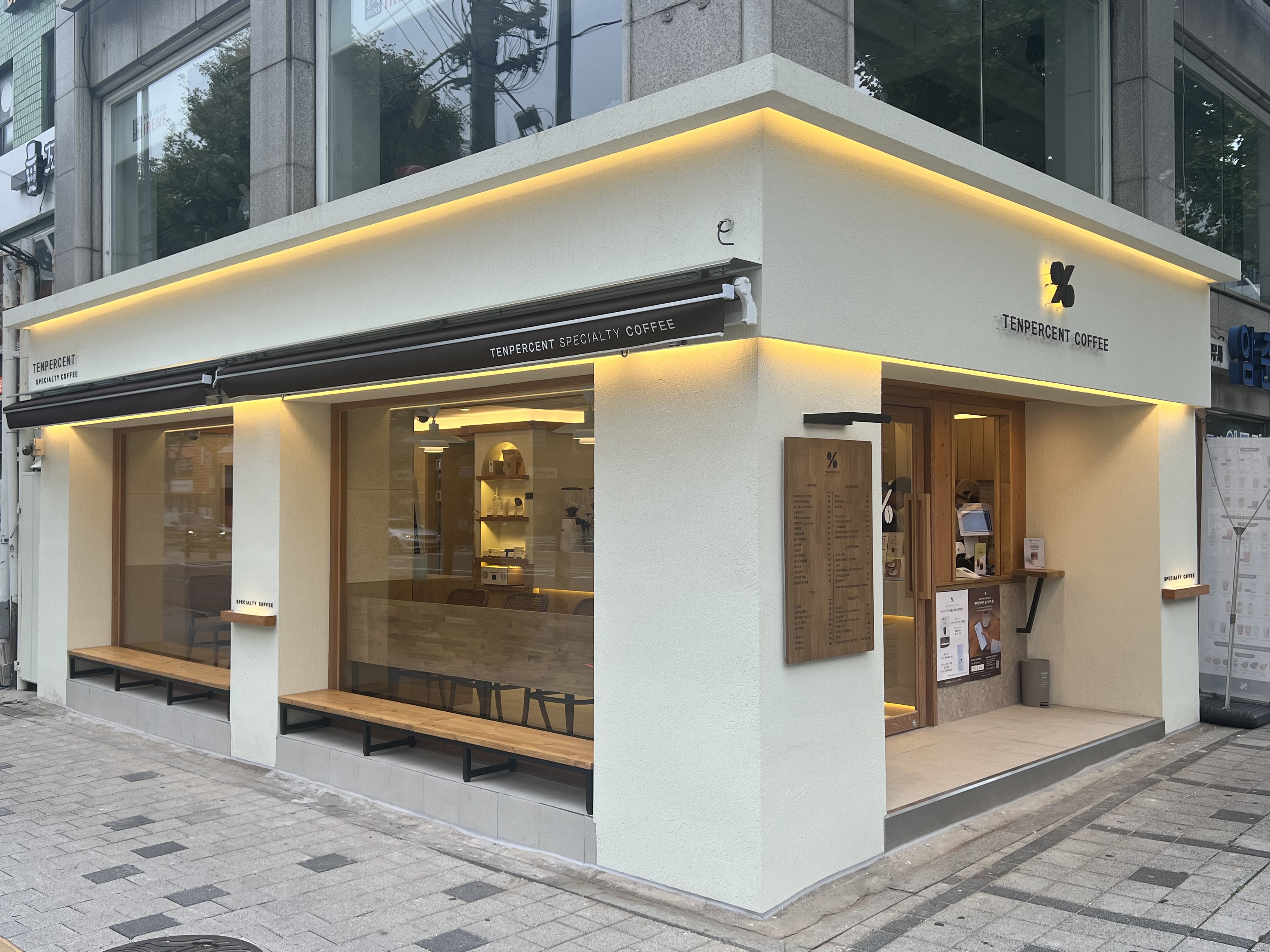 텐퍼센트커피 은평구청점