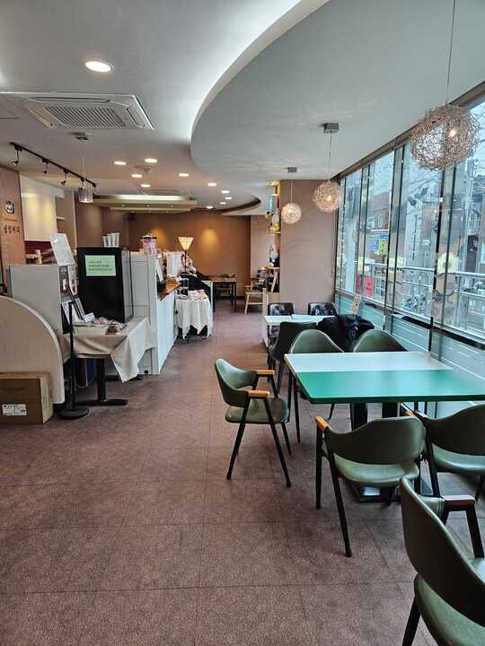 6번째 이미지
