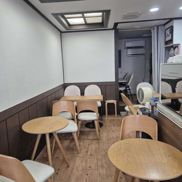 7번째 이미지