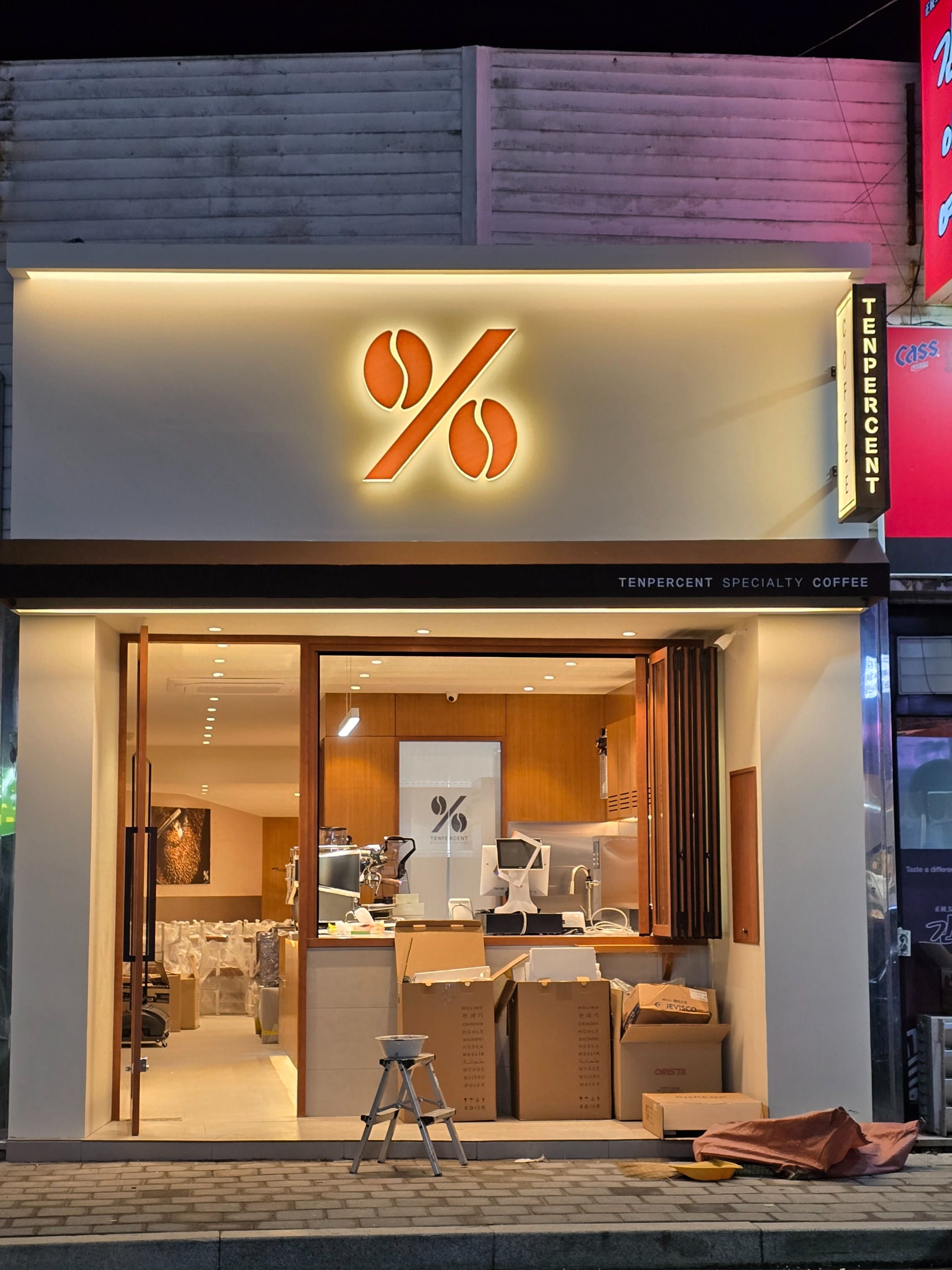 텐퍼센트커피 포항우현아치로점
