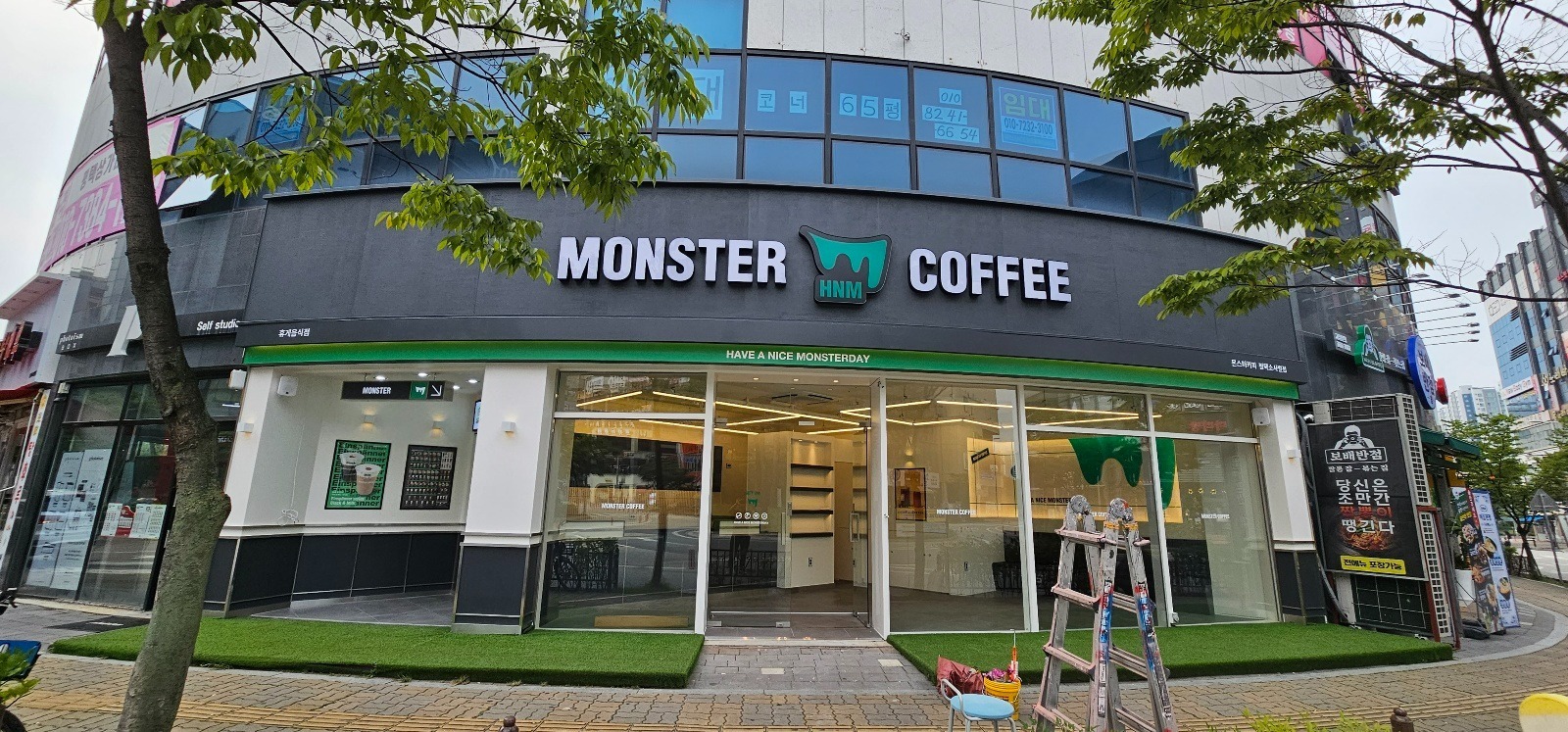 몬스터HNM커피 평택소사벌점 매장 이미지