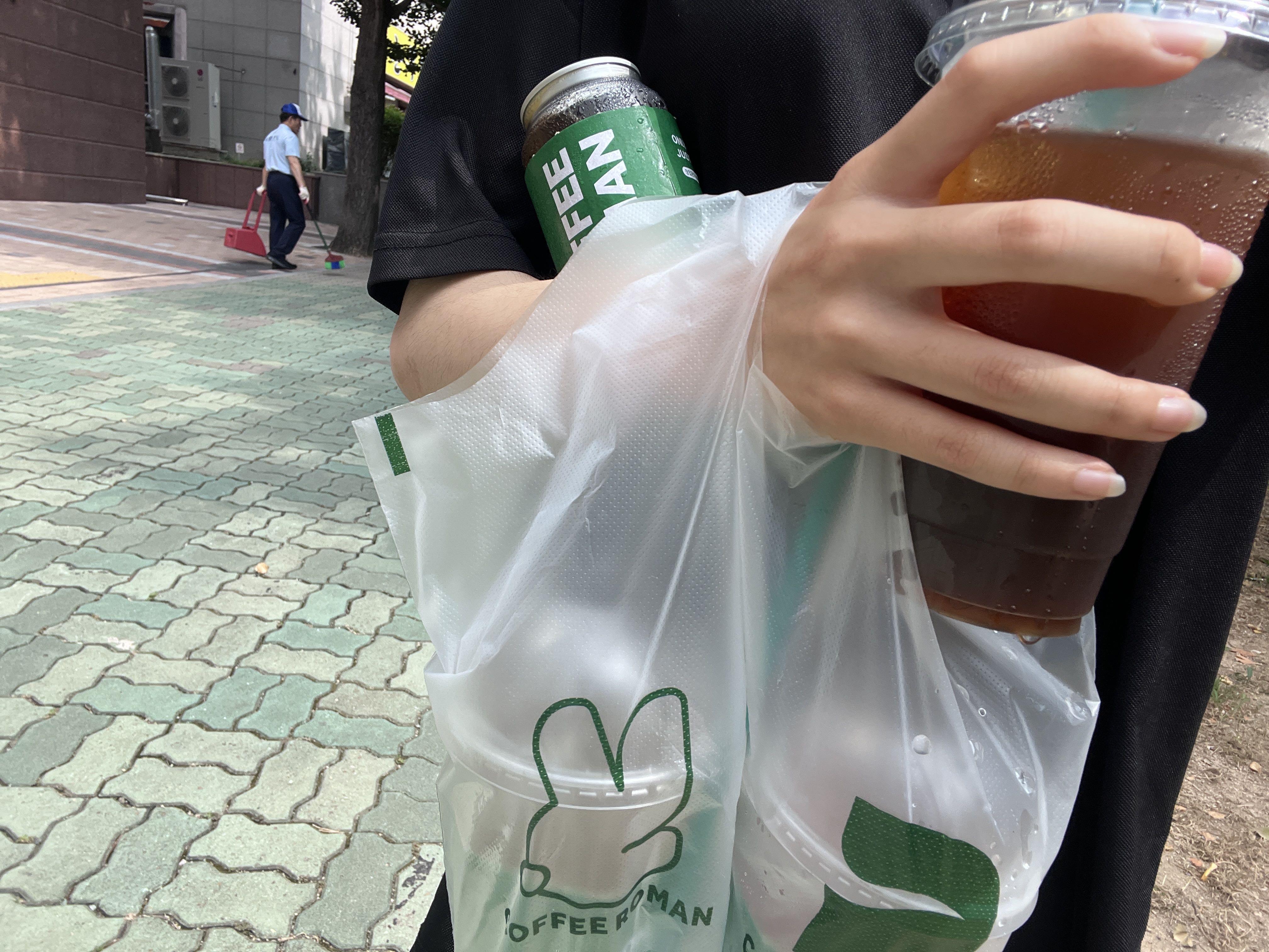 진짜 양도 엄청 많아서 한잔 마시니까
