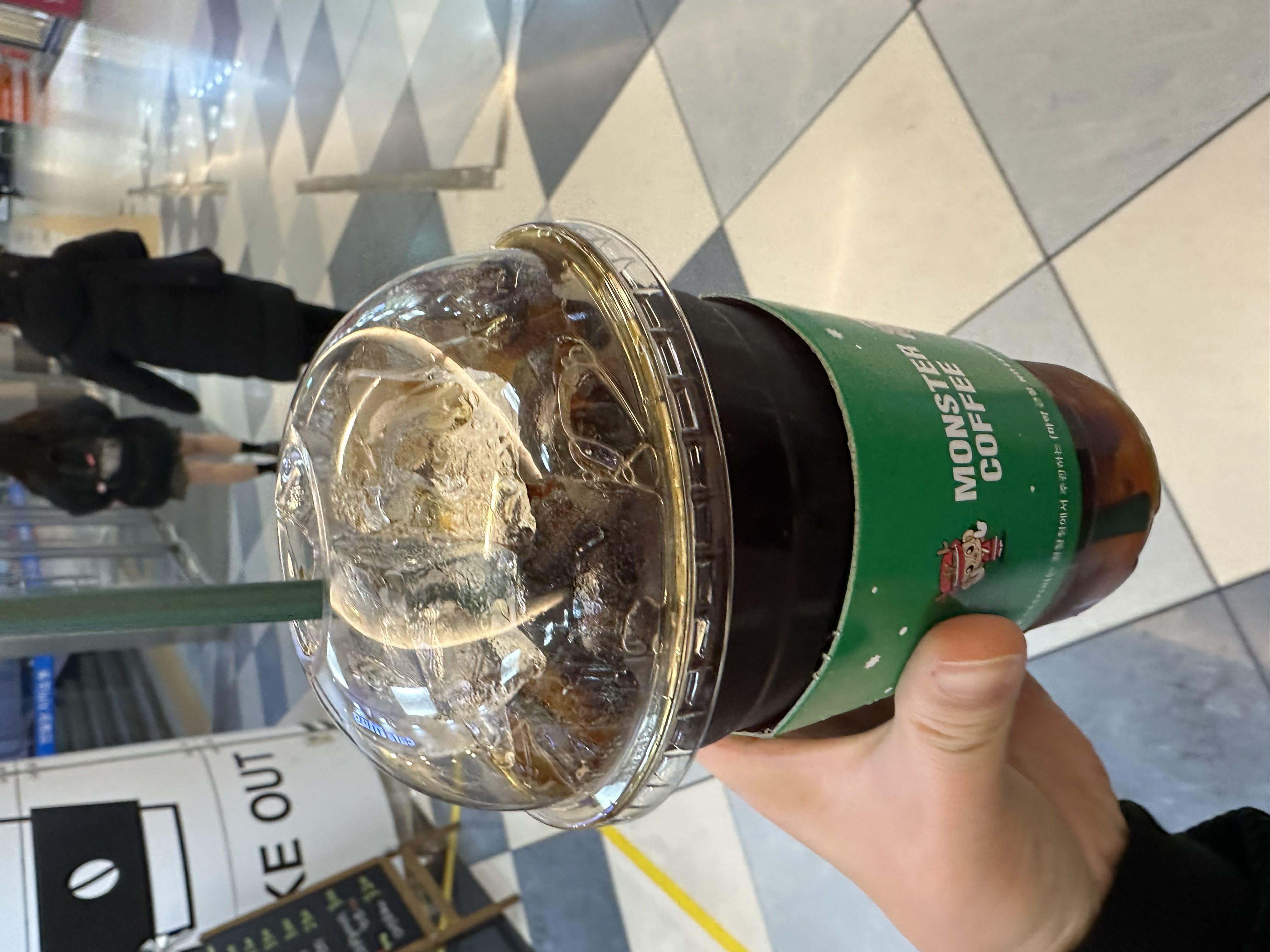 새해에도 더치 사랑 🩵 이쁜 사장님