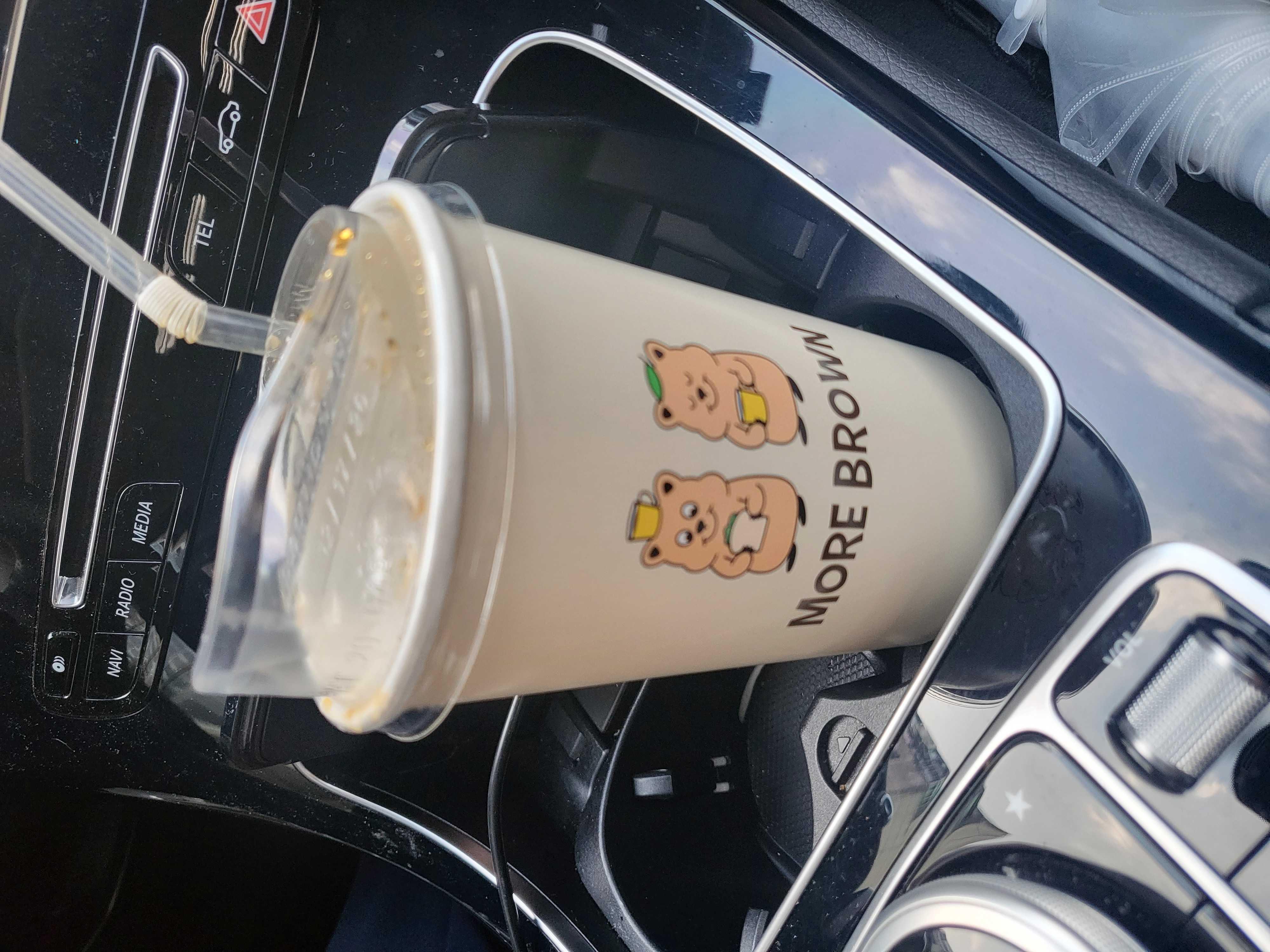 커피맛있어요.~^^
종이컵도 디자인이