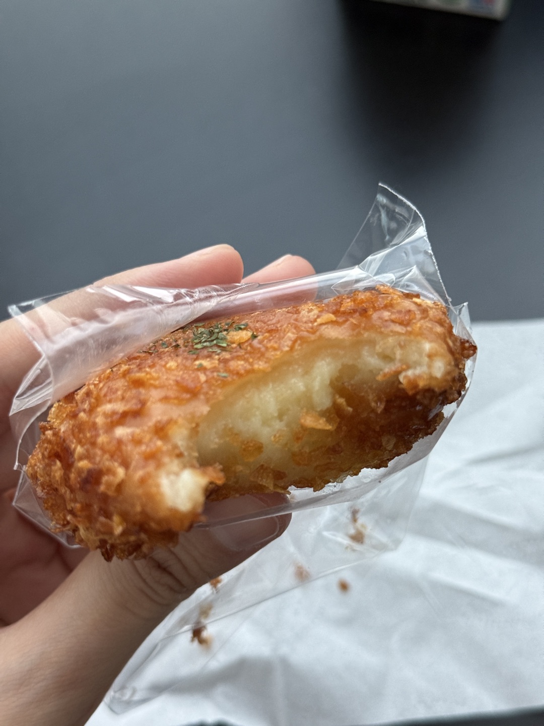 카레 크로켓을 시켰는데 감자맛만나요.