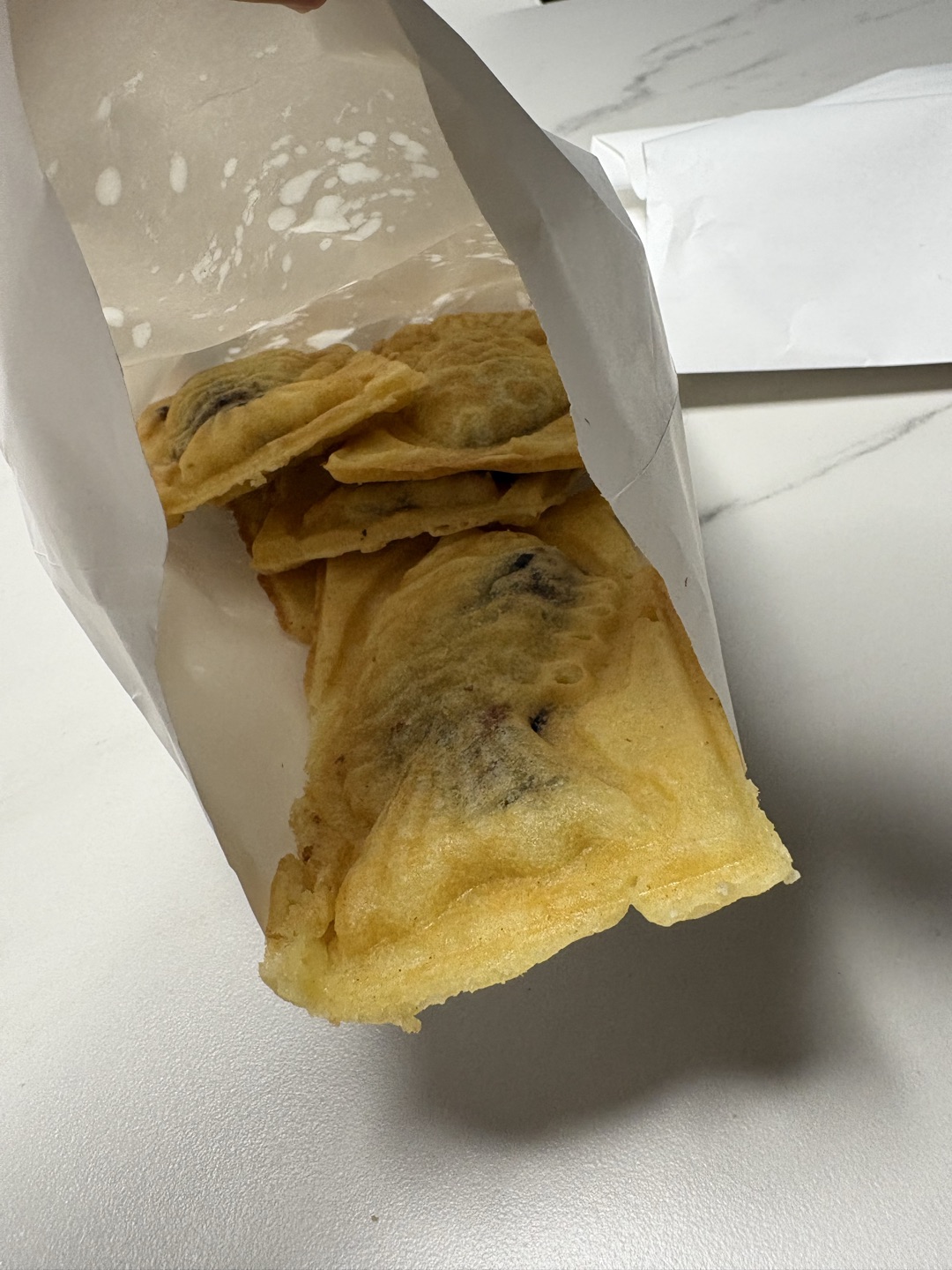 어제 맛있어서 또 시켜먹었습니다