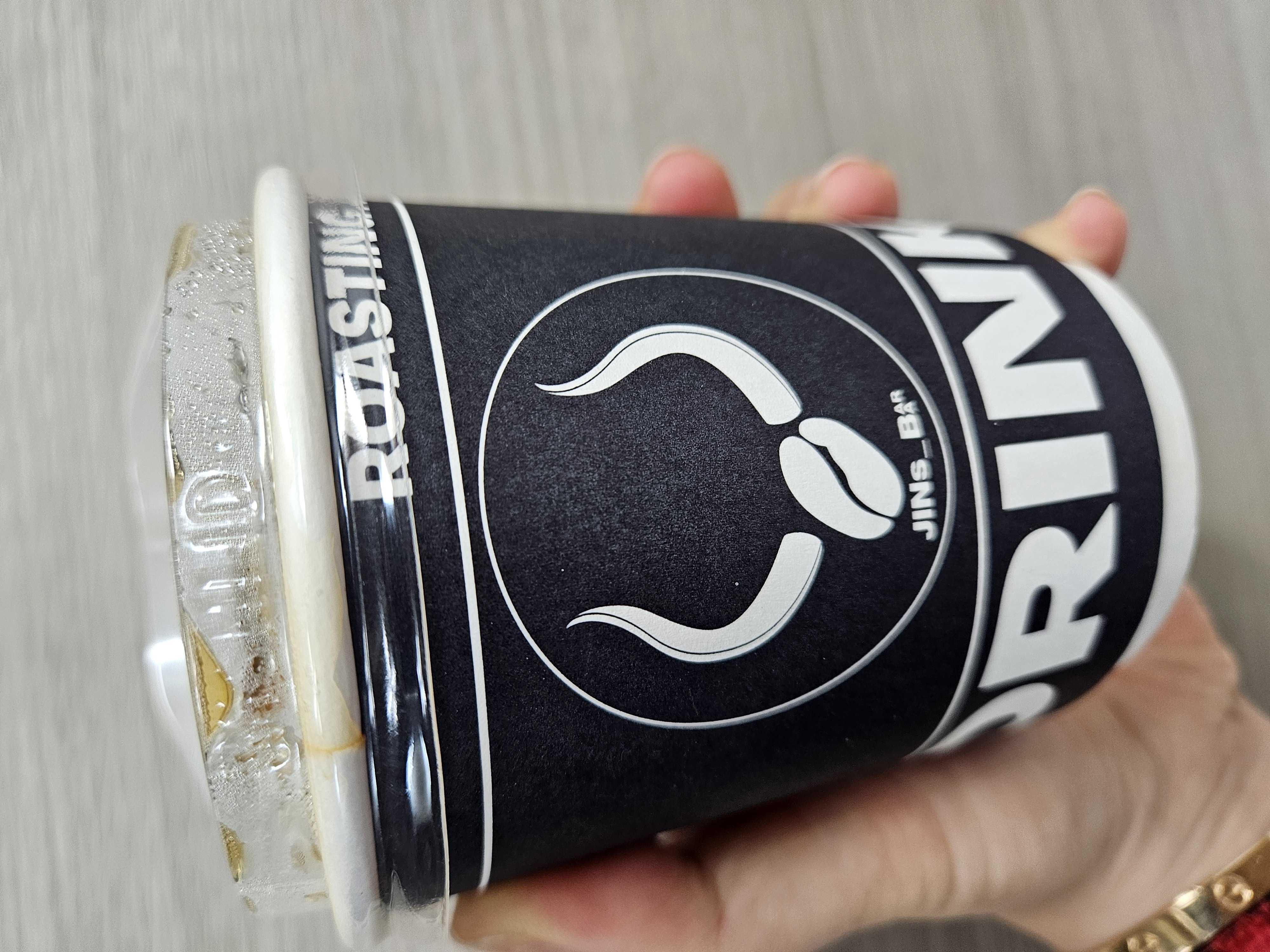 매장도 예쁘고 커피맛이 너무 맛있어요