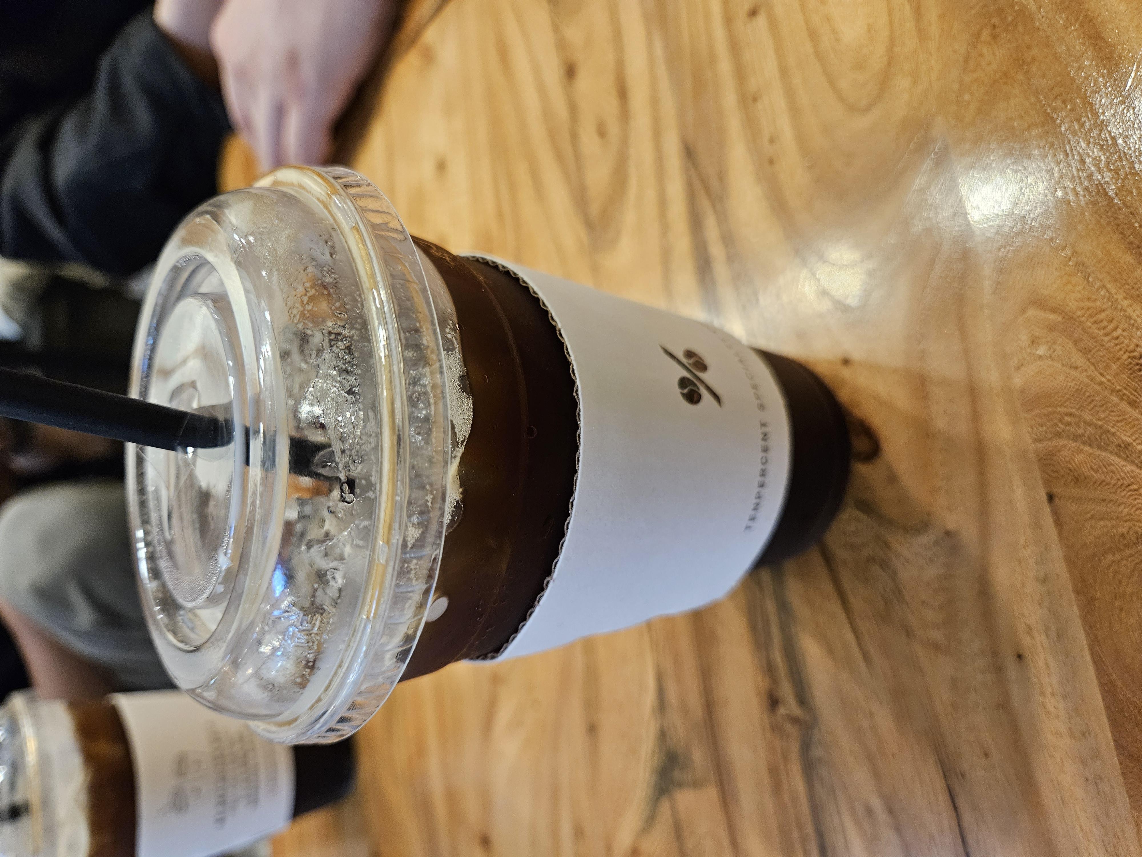 아메리카노 다크가 참 맛있읍니다