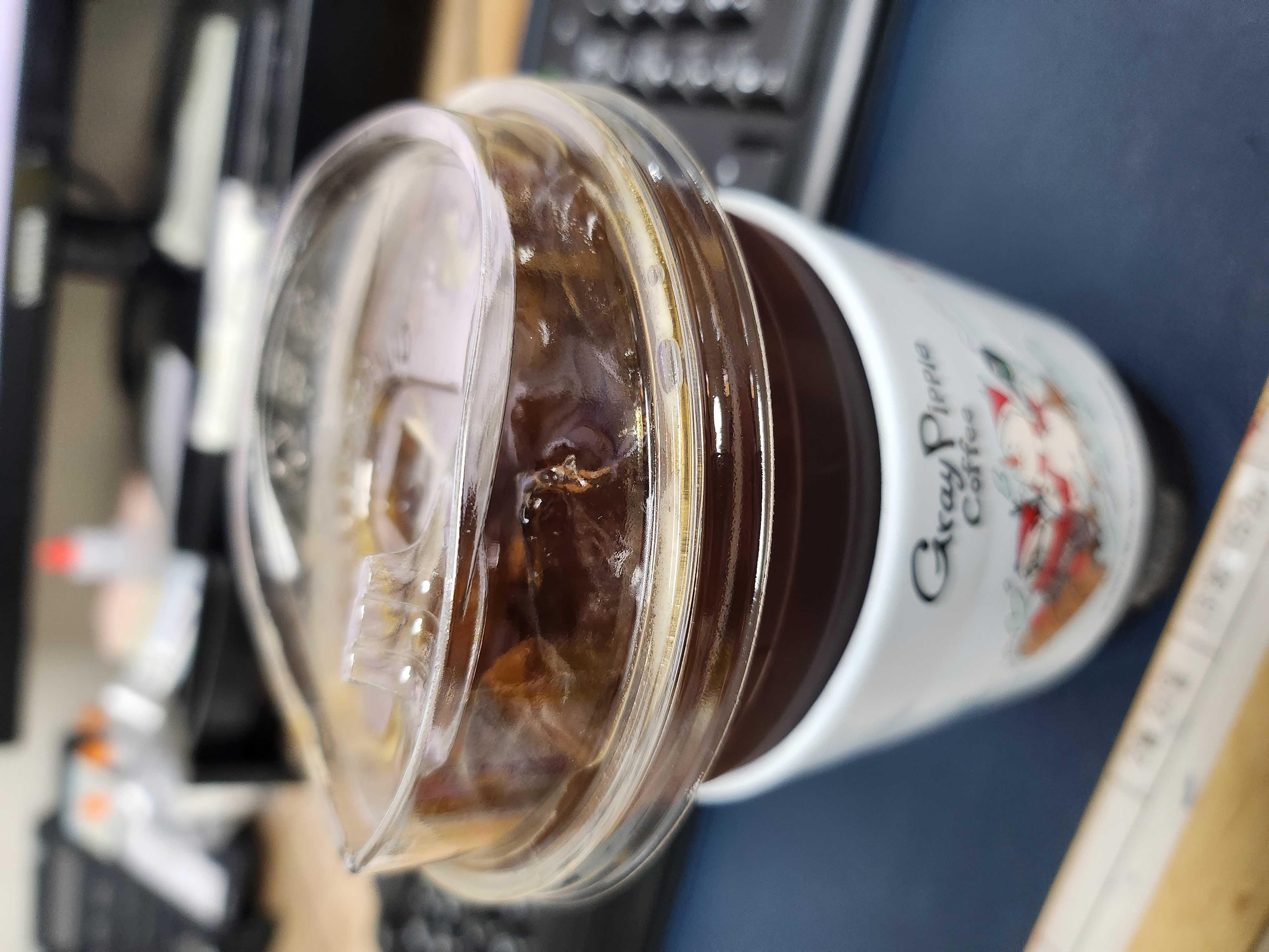 깔끔한 커피맛 만족스러워요~
