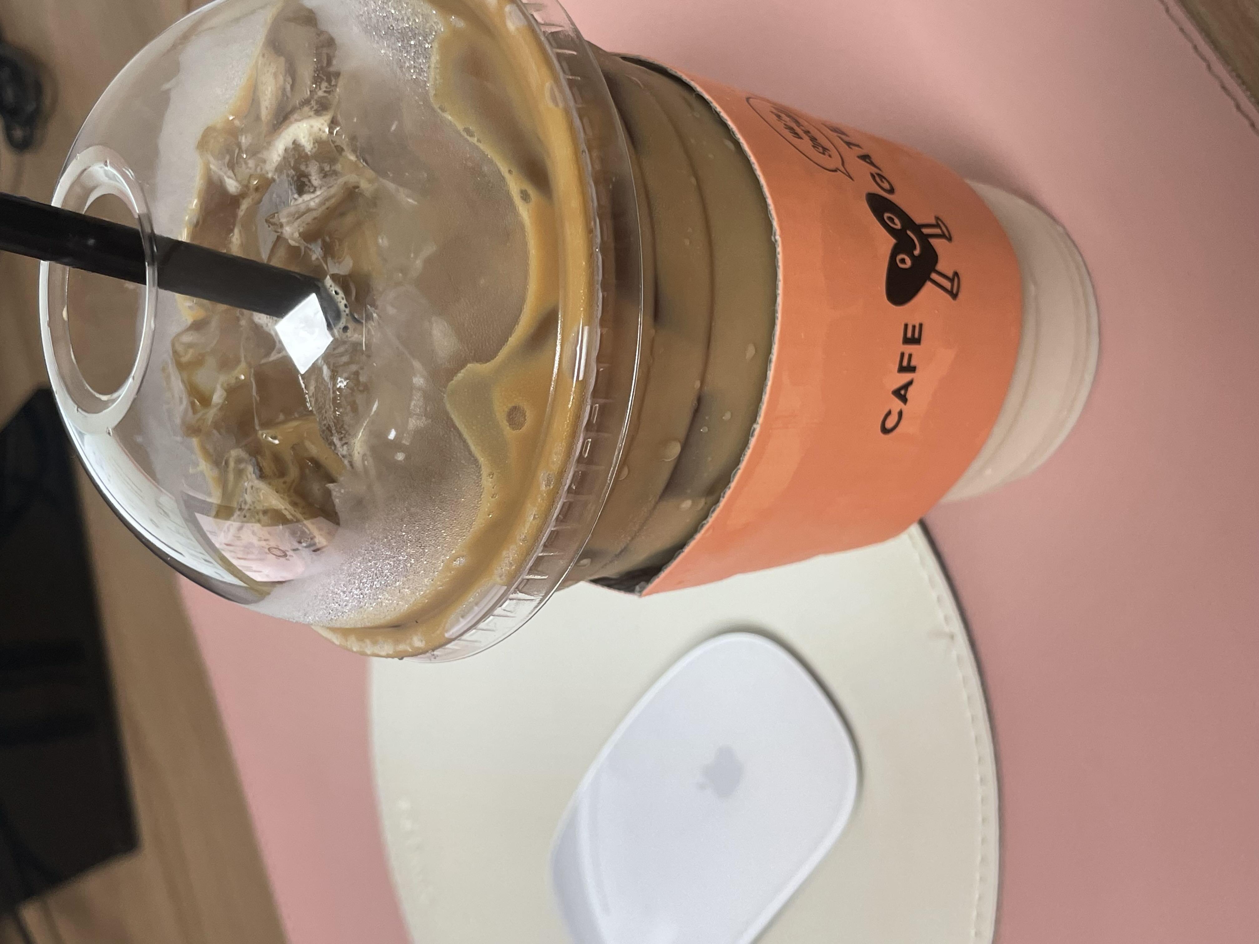 회사 근처에 있어서 주문해봤어요
디카