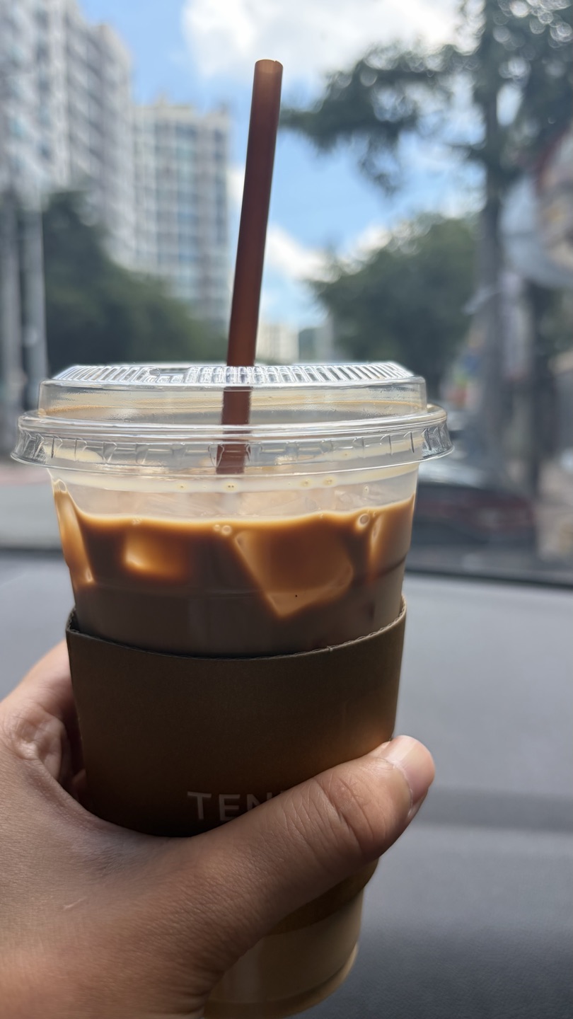 역시나 한입 먹고 주는 듯한 양;^^