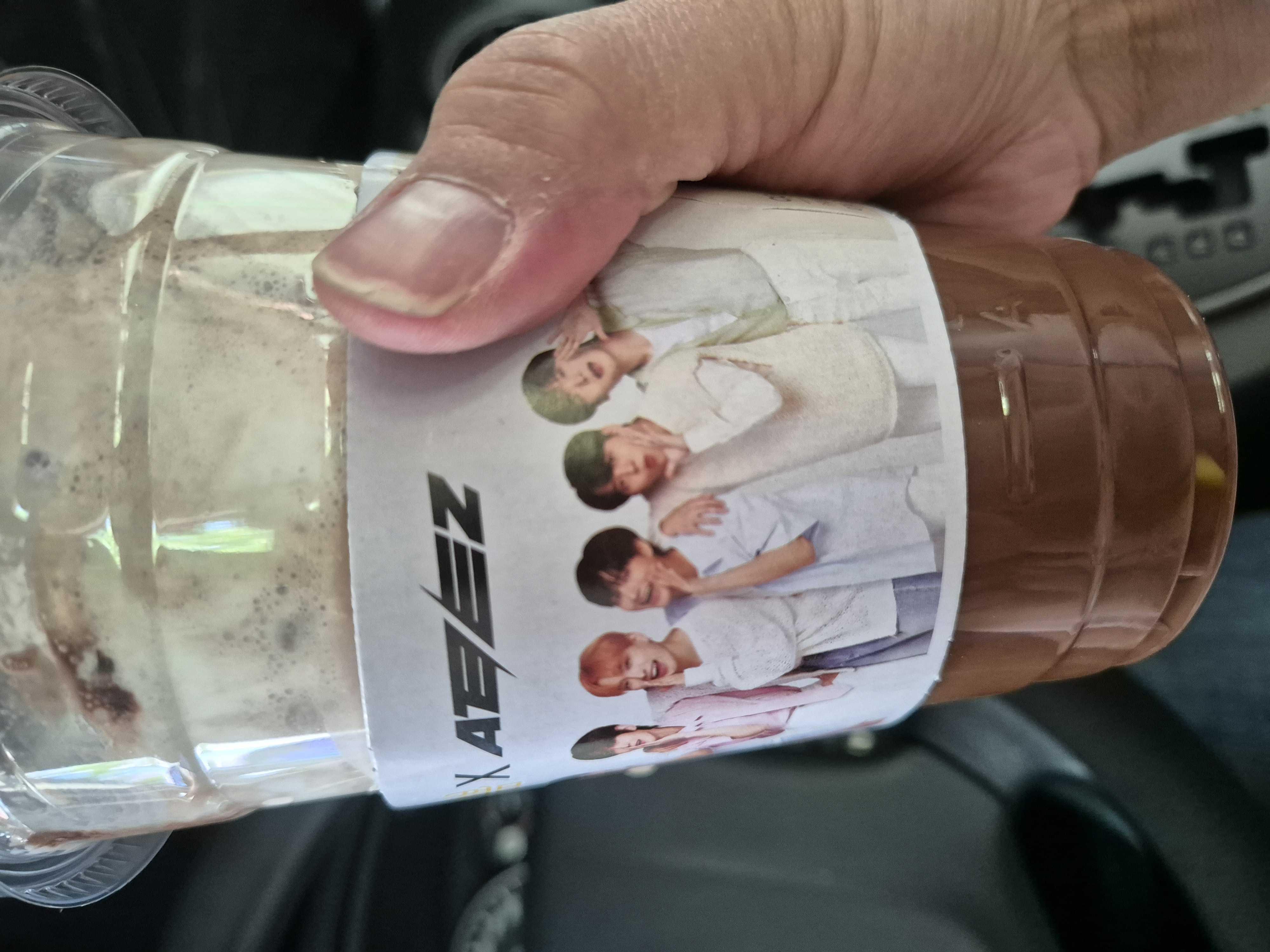 모카프라페를 주문했는데 카페모카네요

