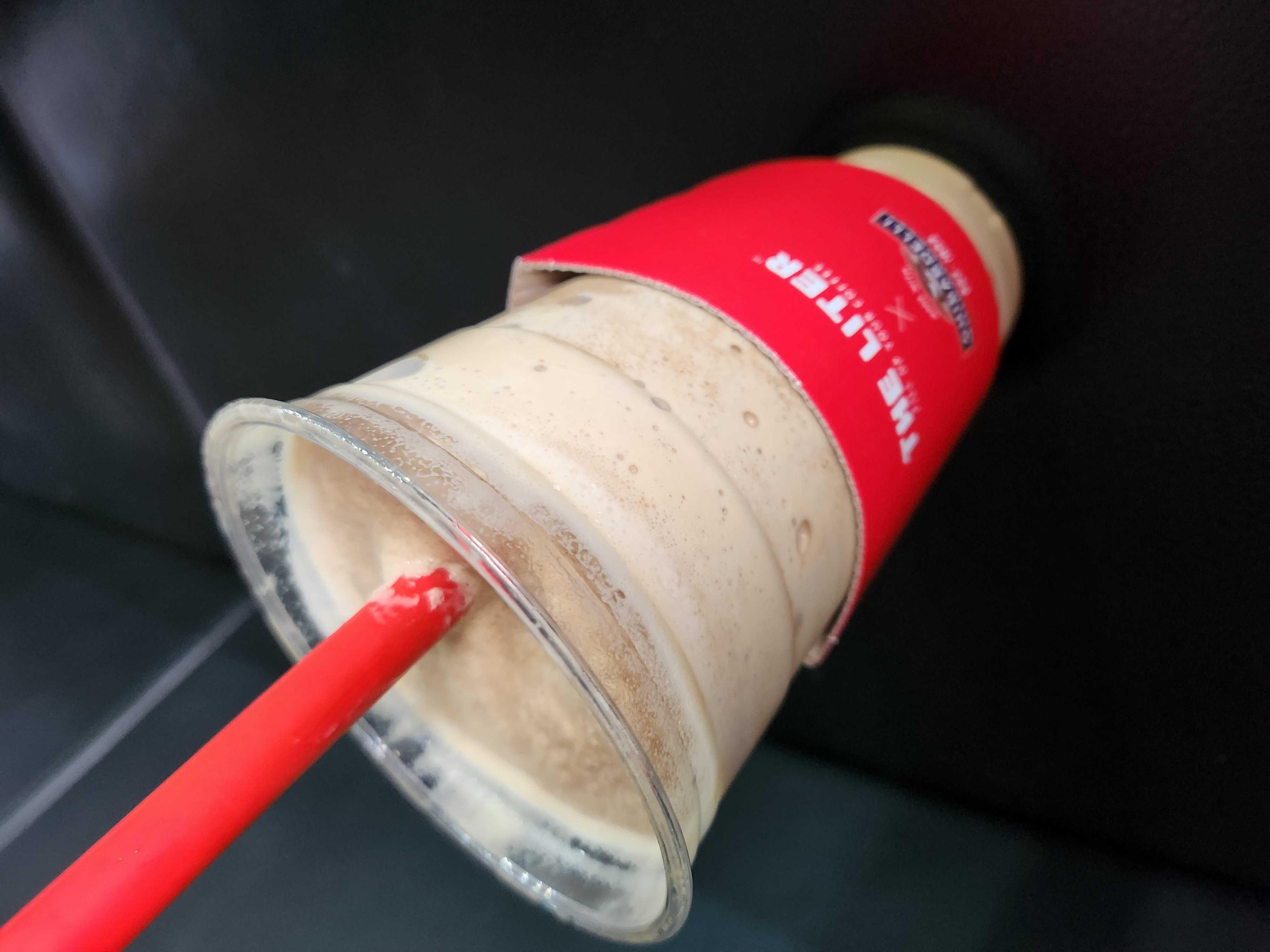 더리터 굿굿! 아메리카노도 맛있지만 