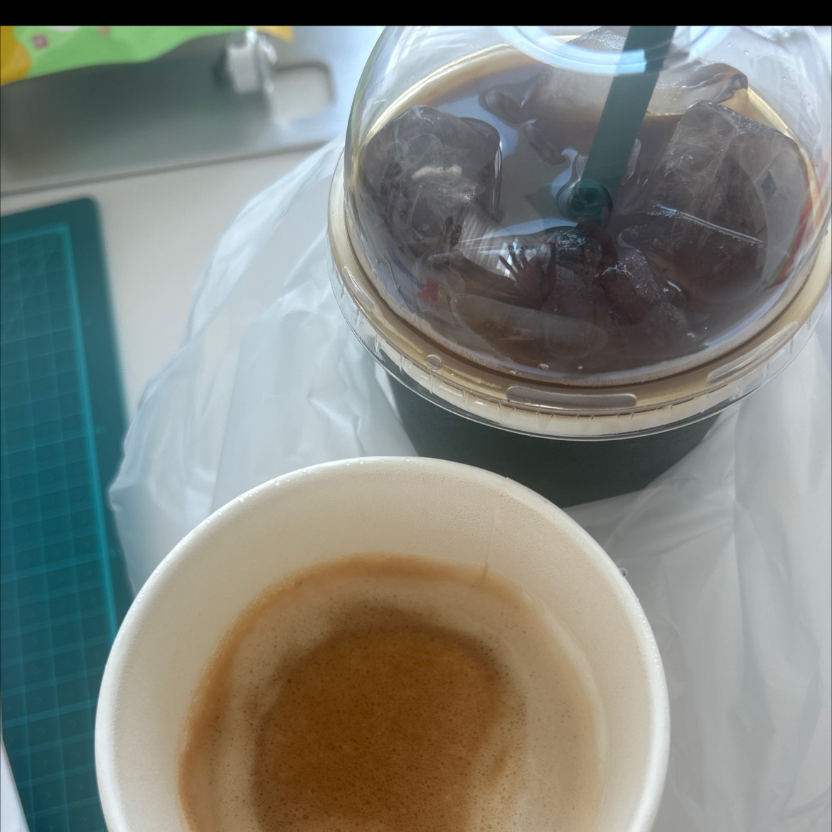 요즘 다시 아침마다 라떼 생각이 ㅎㅎ