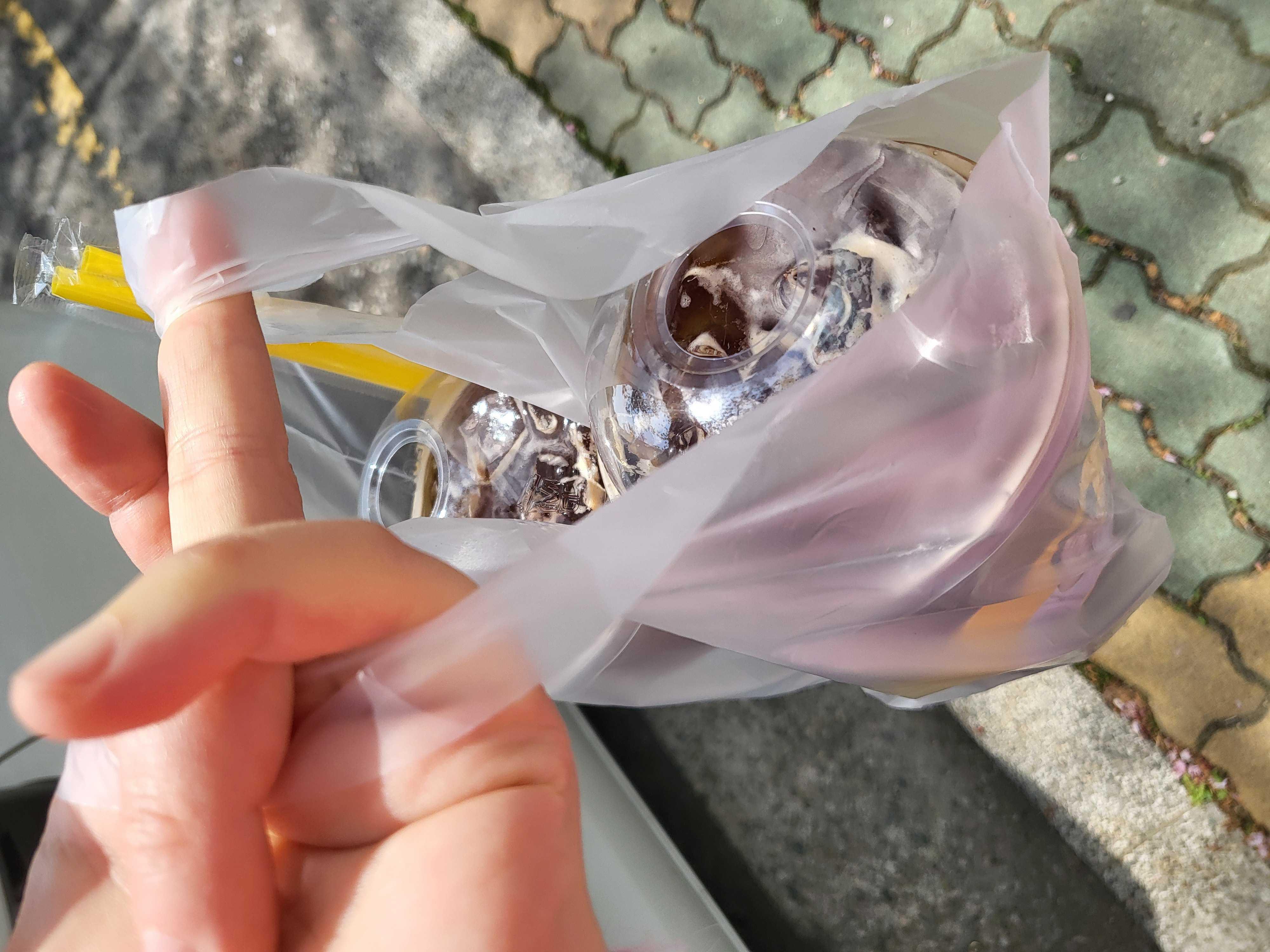 메가리카노 양이ㅋㅋㅋ음청남ㅋ
친절하세