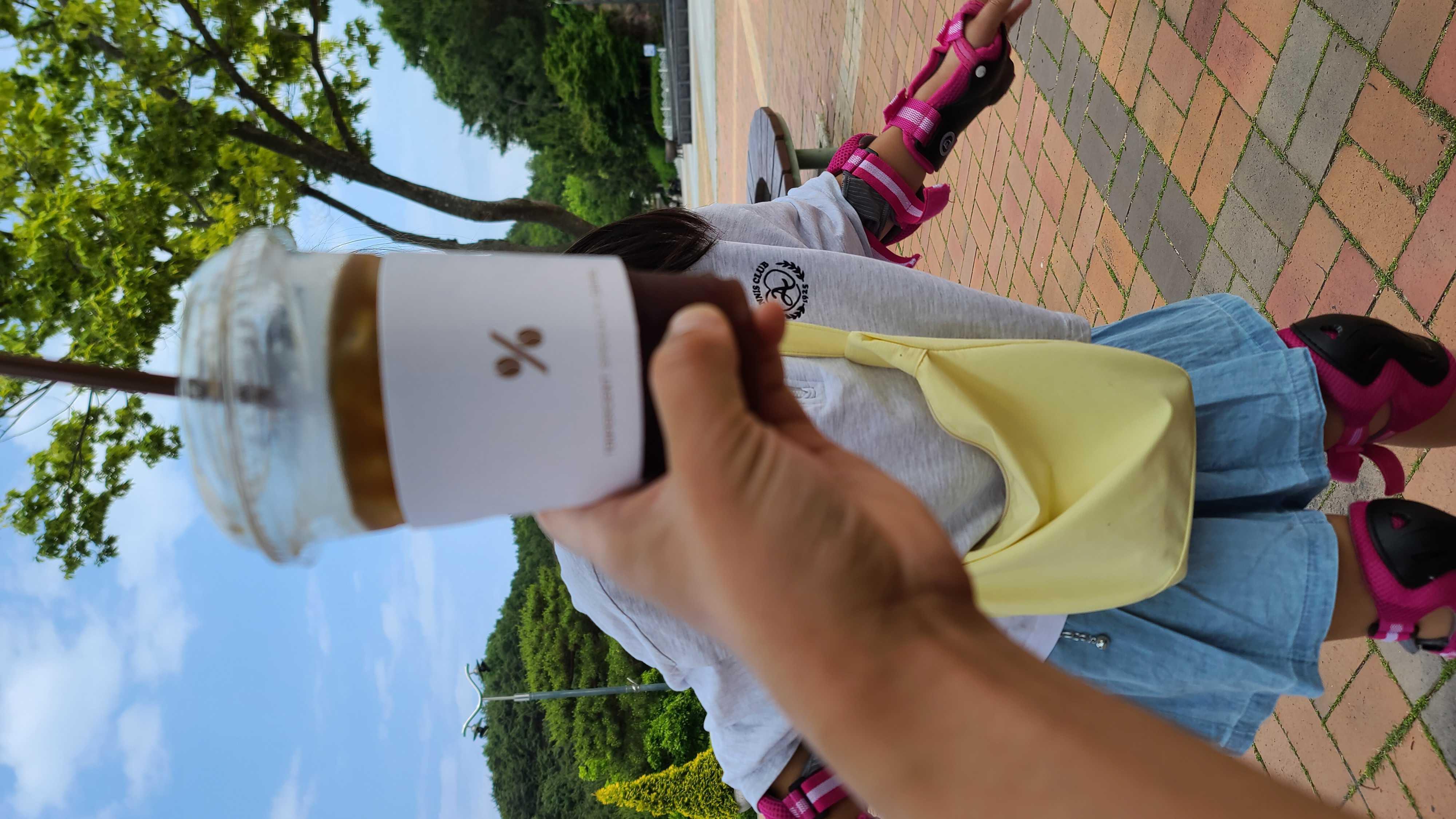 자주 마시는 텐퍼센트 커피 아이들과 