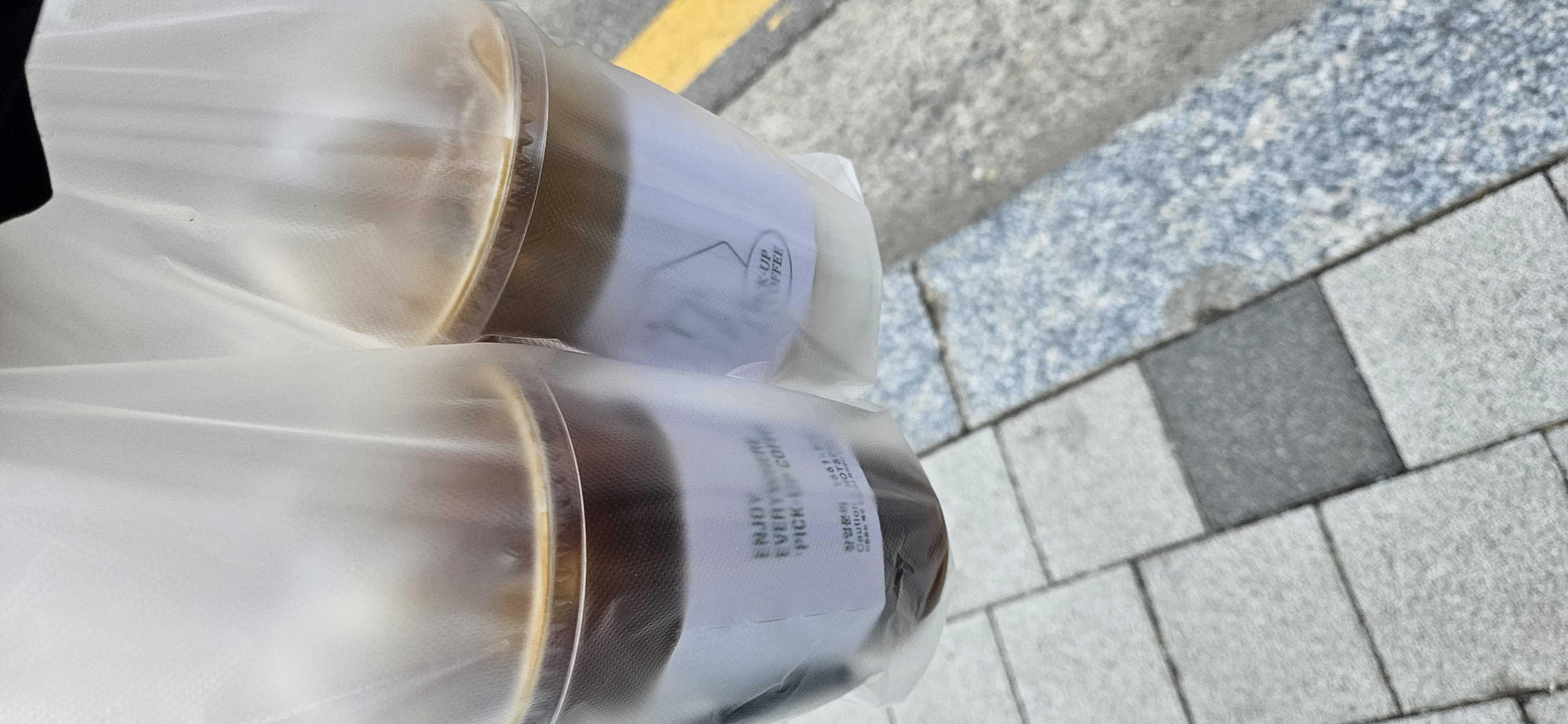 친절하시고 커피 맛있어요~~!