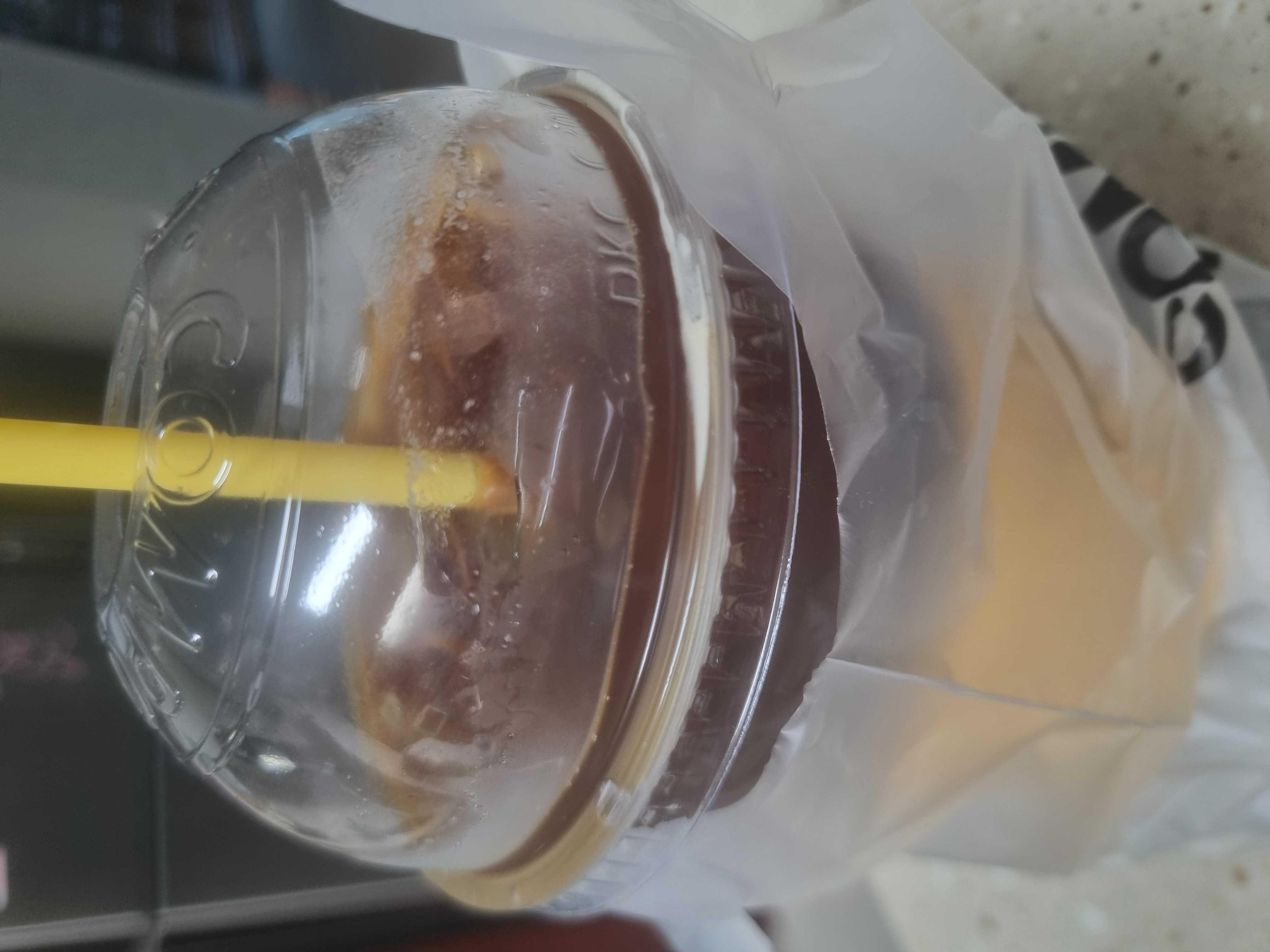얼음을 그냥도 아닌 "제발제발제발 많