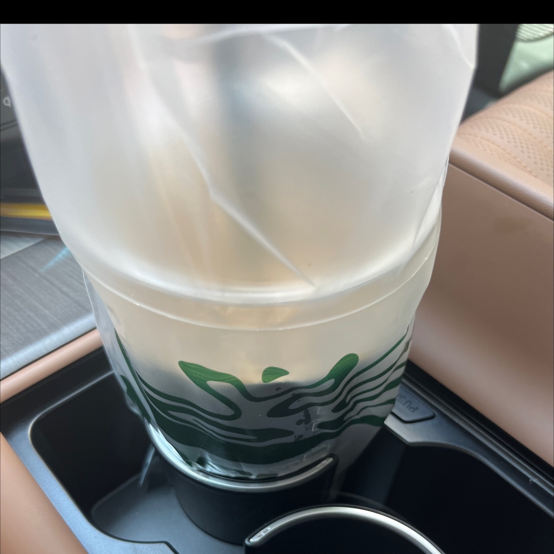 맛있어요 커피받을때
친절하셔서 기분이