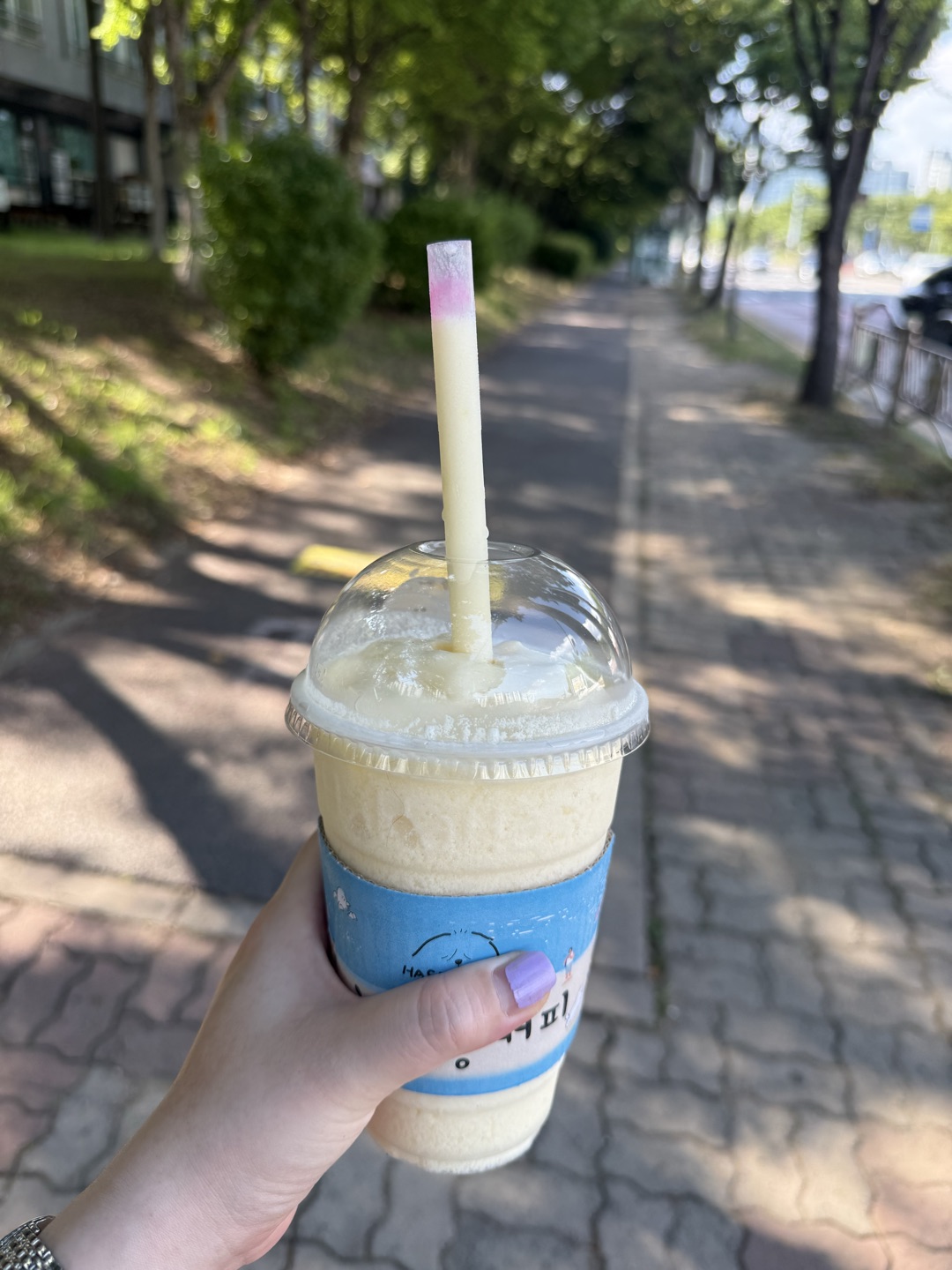 플레인 요거트 맛있었어요^^ 그 사진