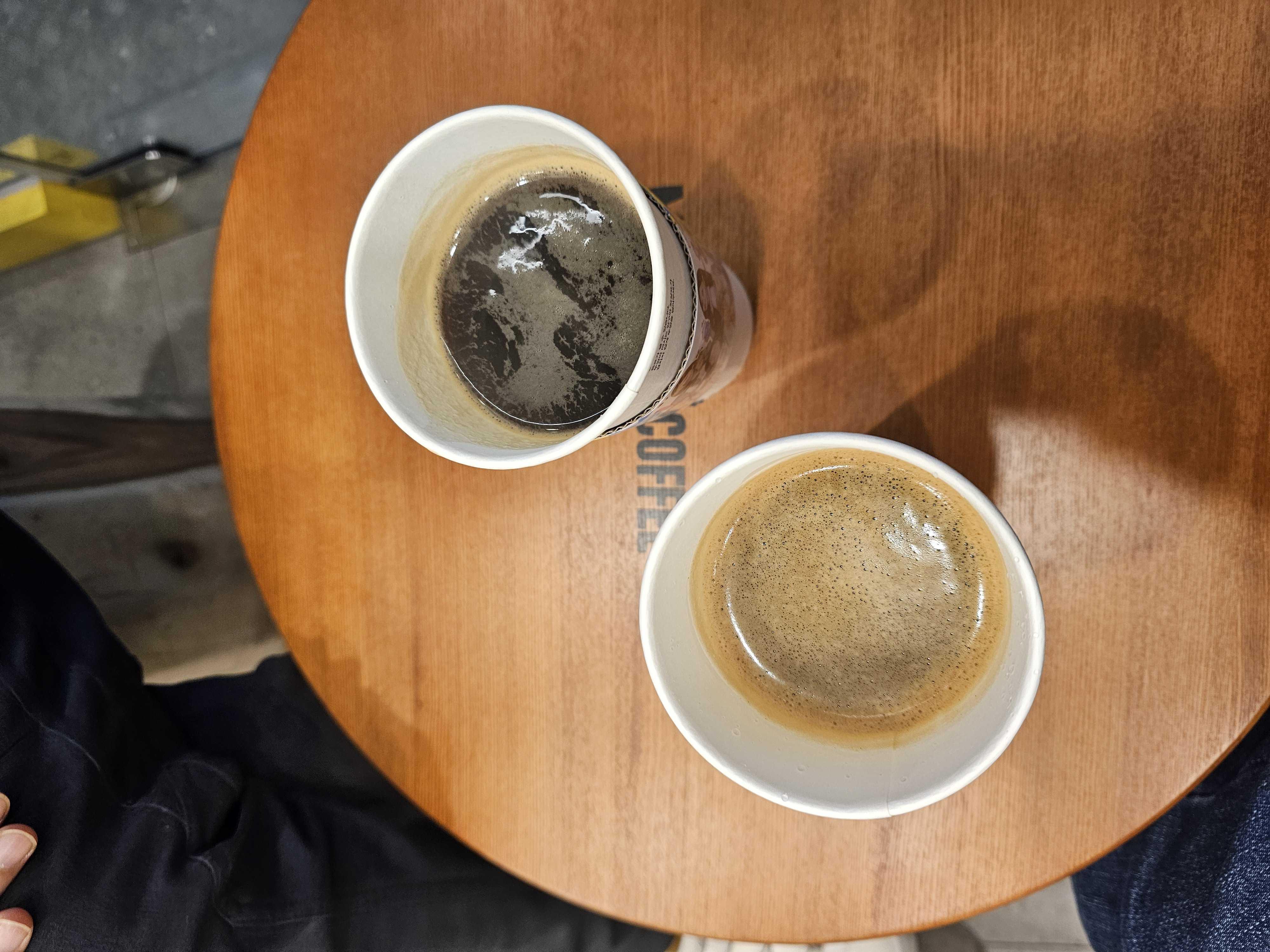 앉아서 기다리는 자리를 마련해놓은것 