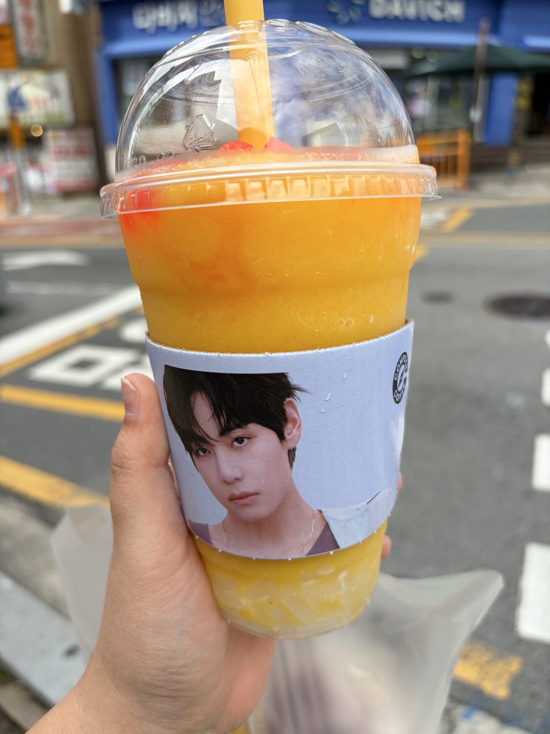 새콤달콤 과일스무디 좋아하는데 귤맛 