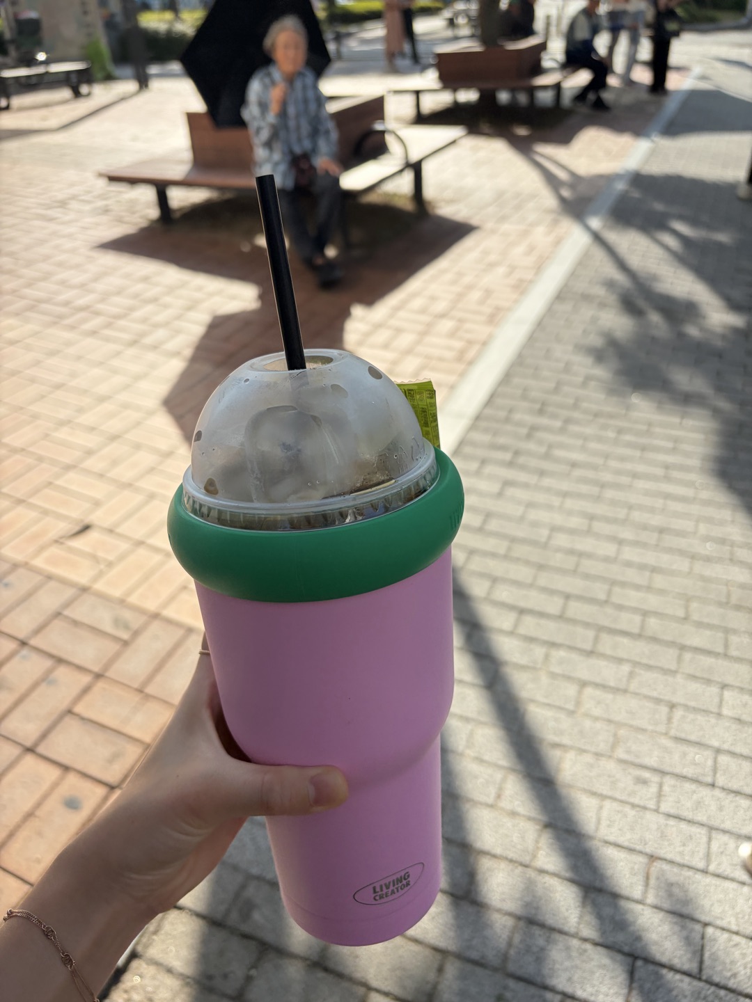 늘 웃으면서 응대해주시고 출근길에 빠