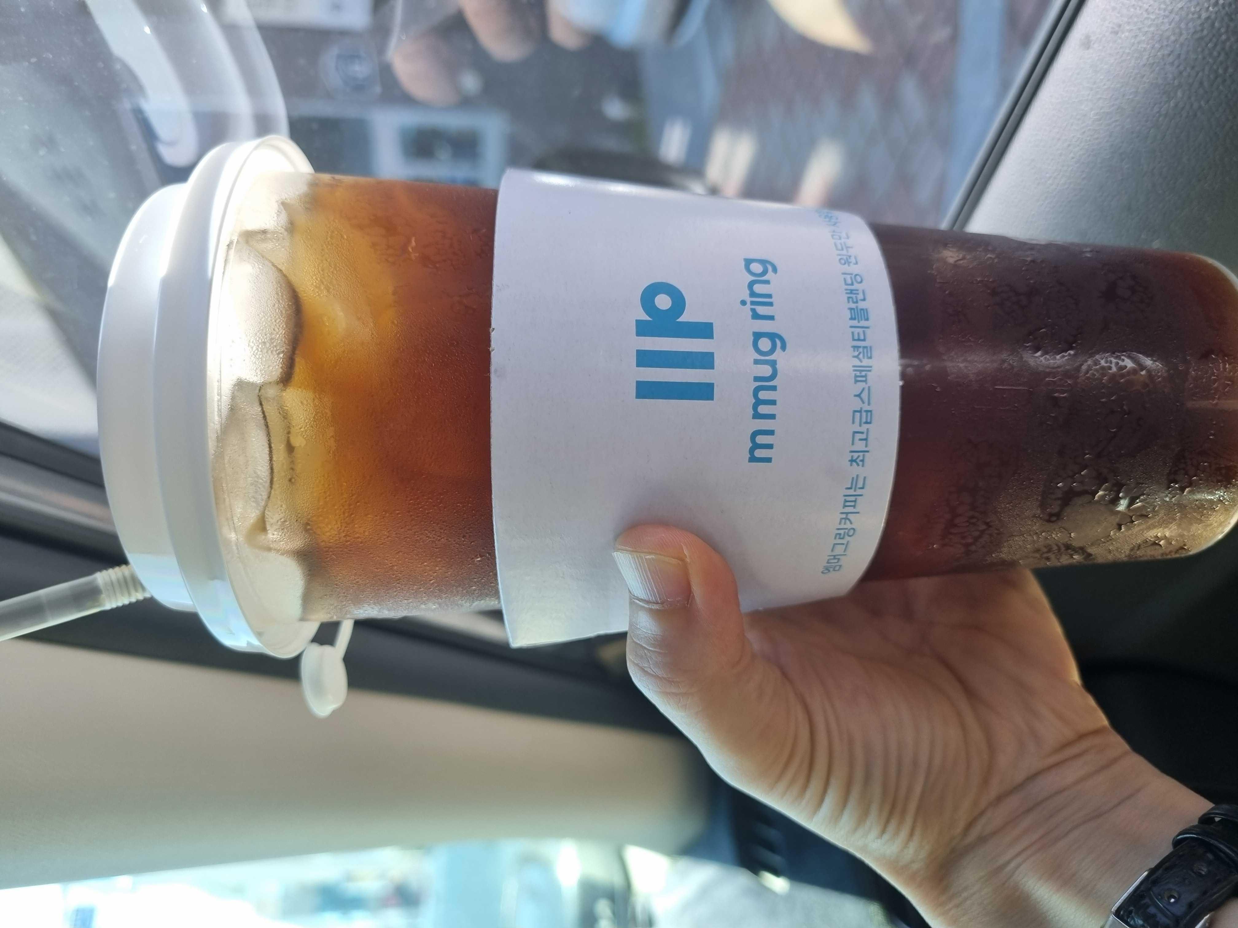 사장님 늘 친절하시고 커피도 부드럽고
