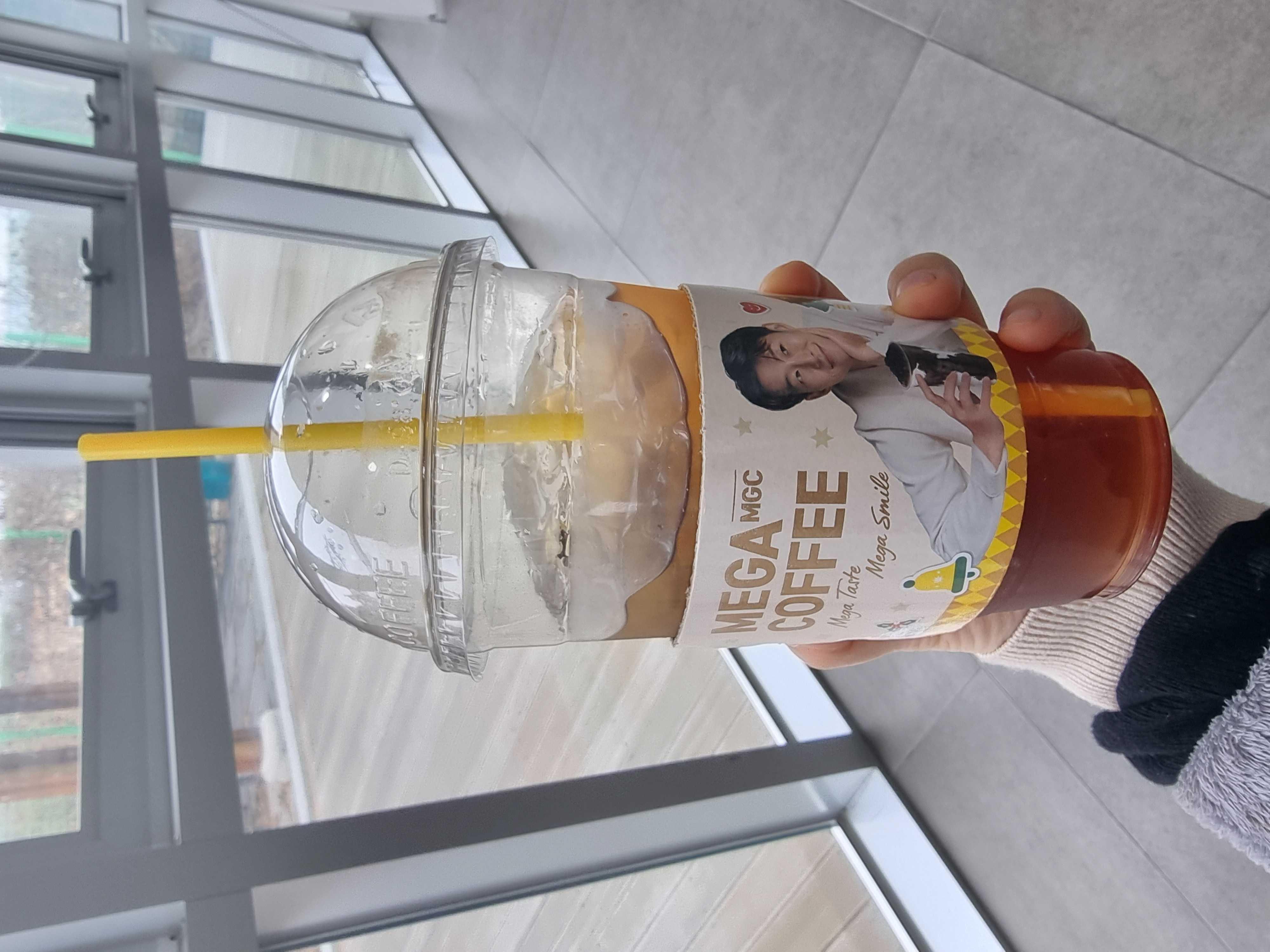 커피가 너무 써요. 😂