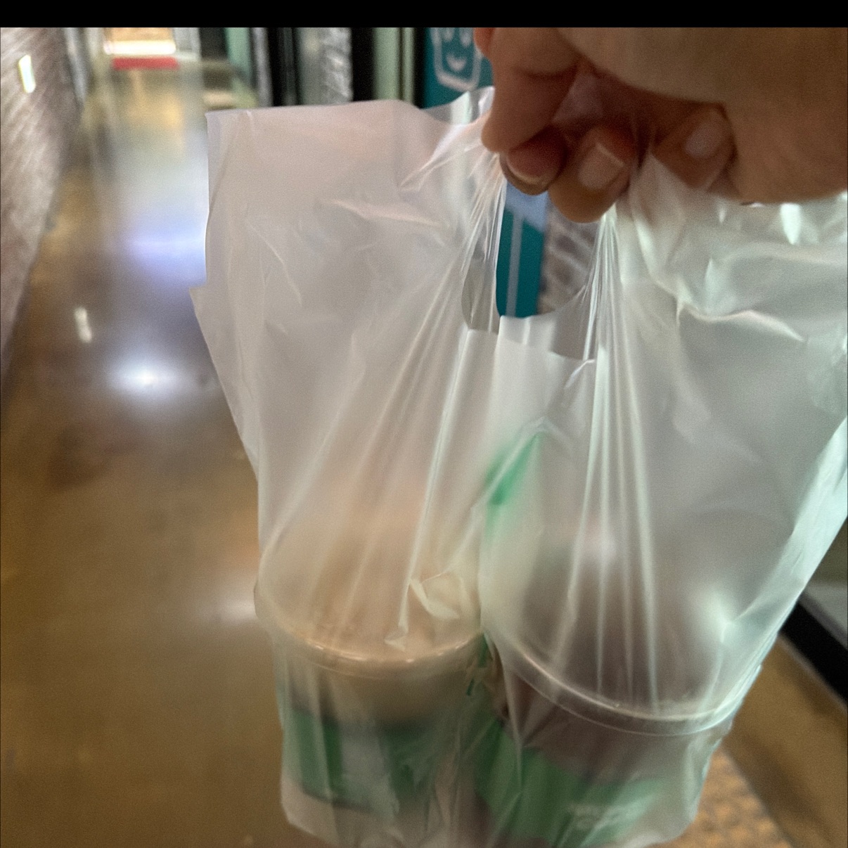 항상 맛나게 먹는 곳! 커피가 특히나