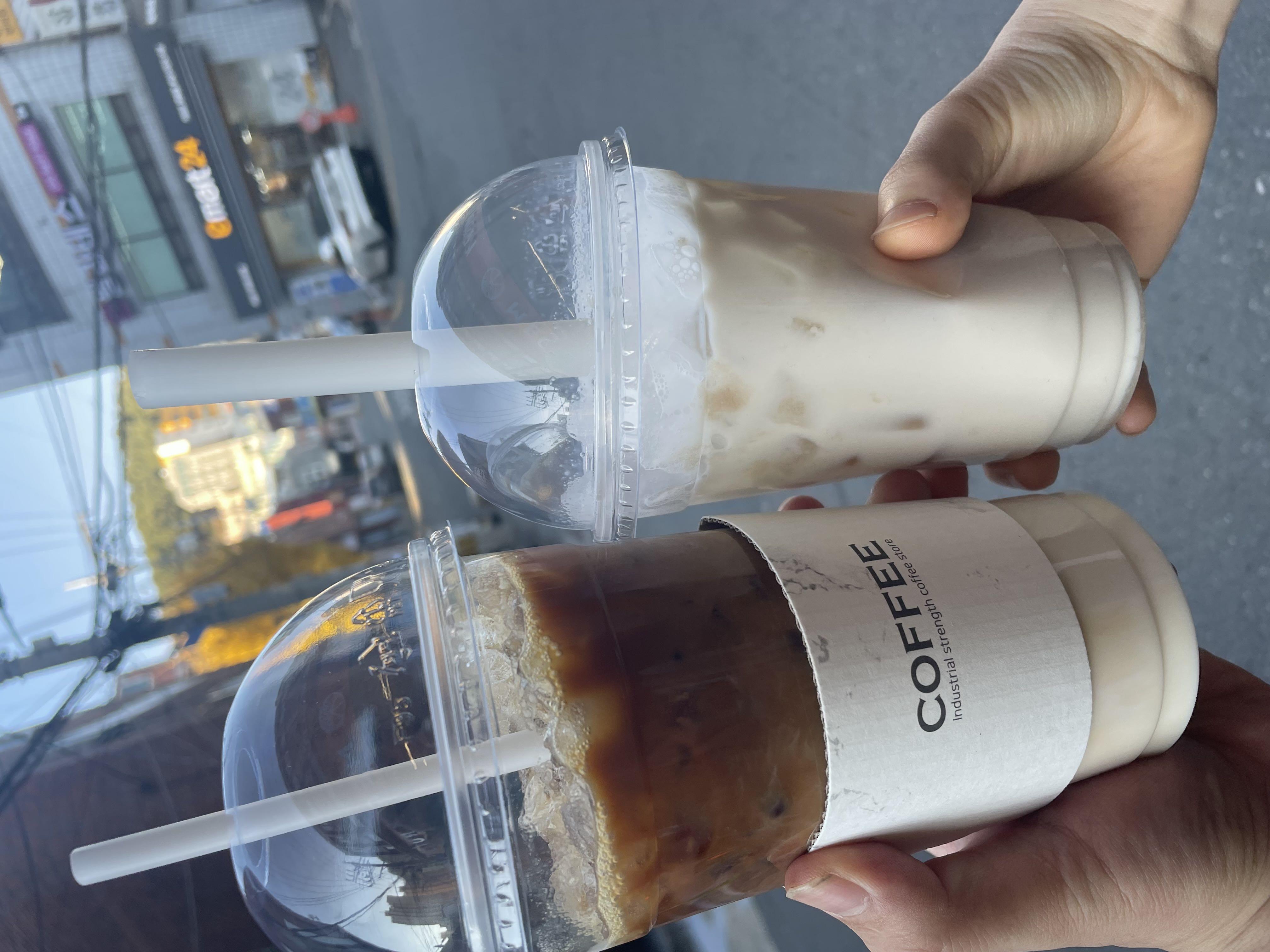 집앞에 이렇게 커피 맛도리집이 있다니