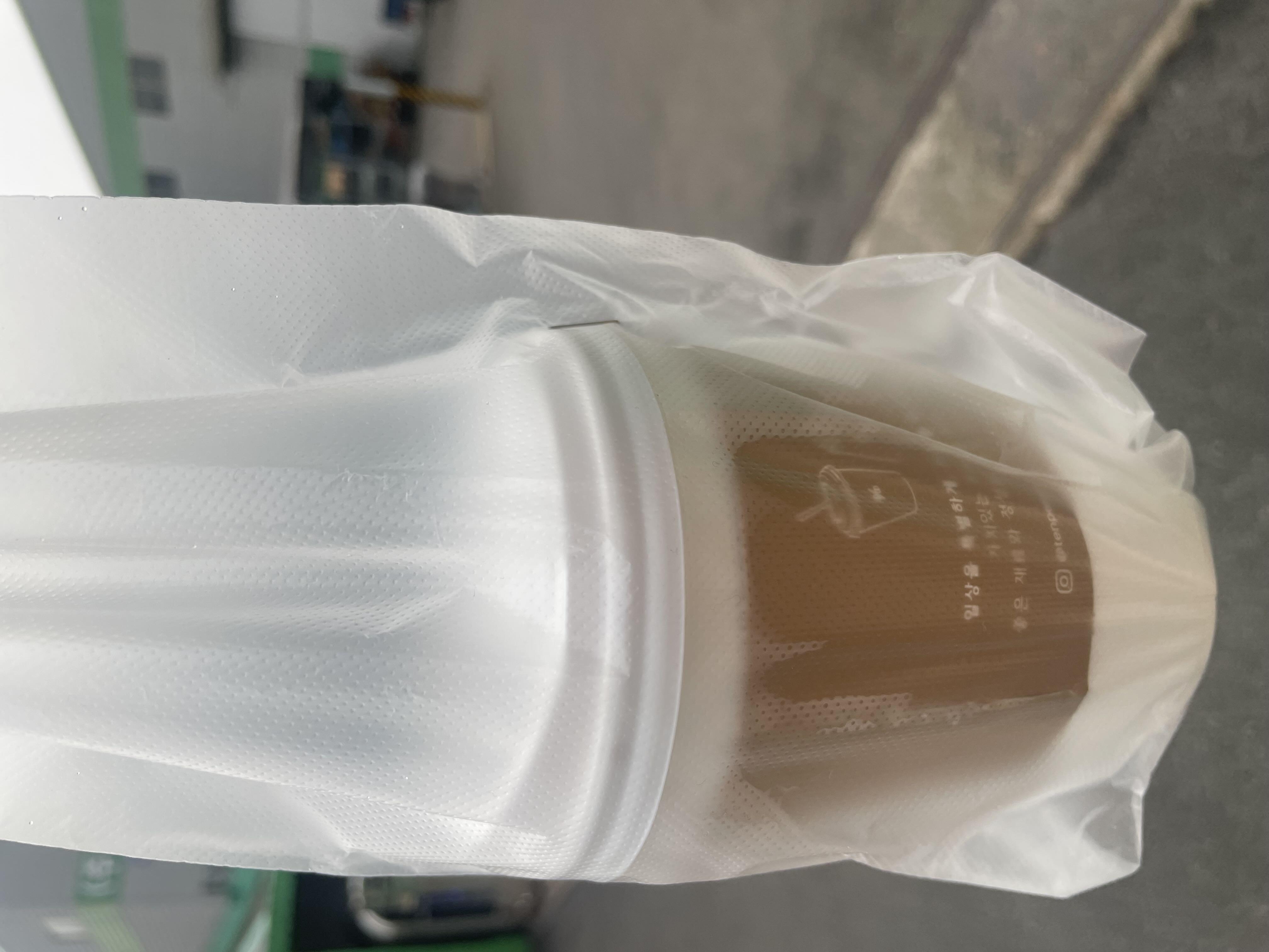 출근하는 아침엔 돌체콜드브루라떼죠👍
