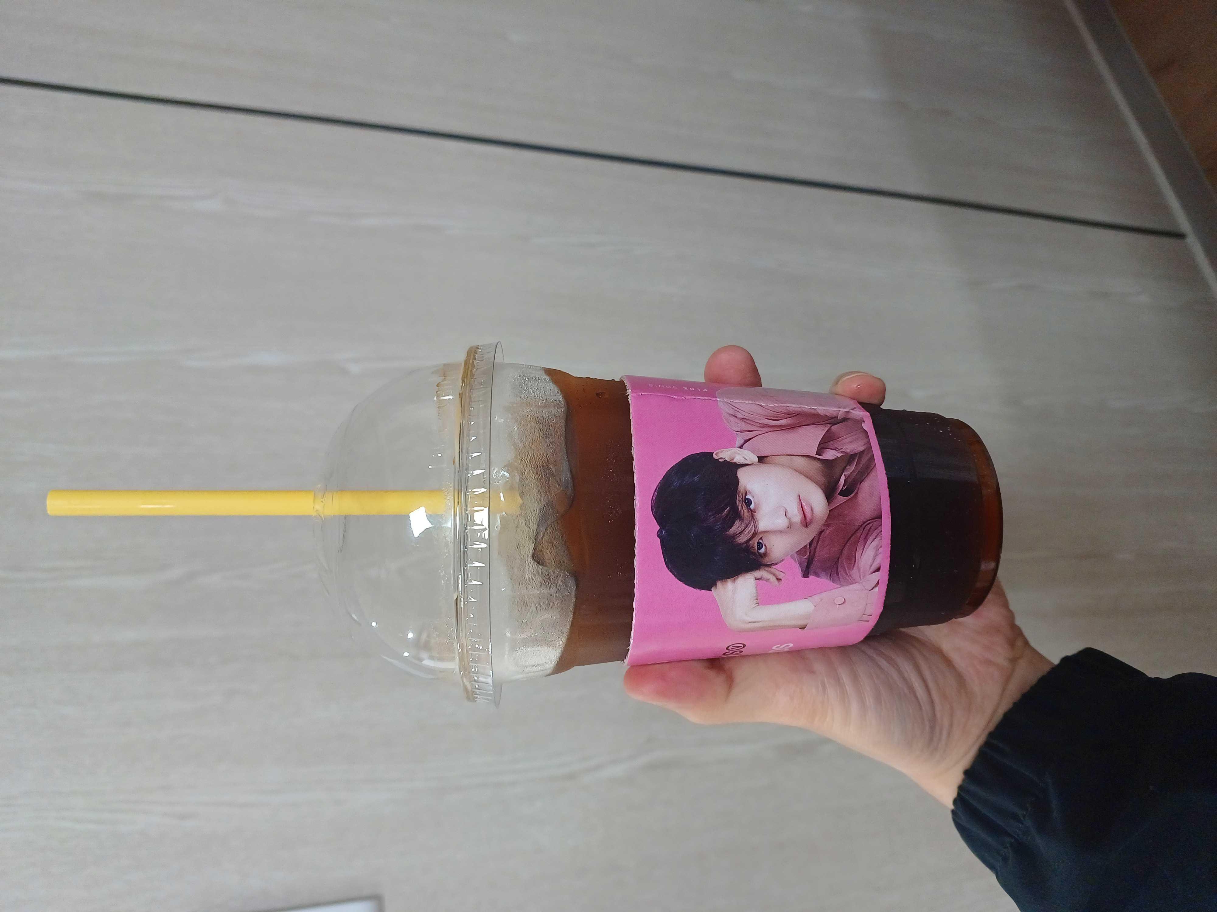 식후땡 아아 굿굿!!