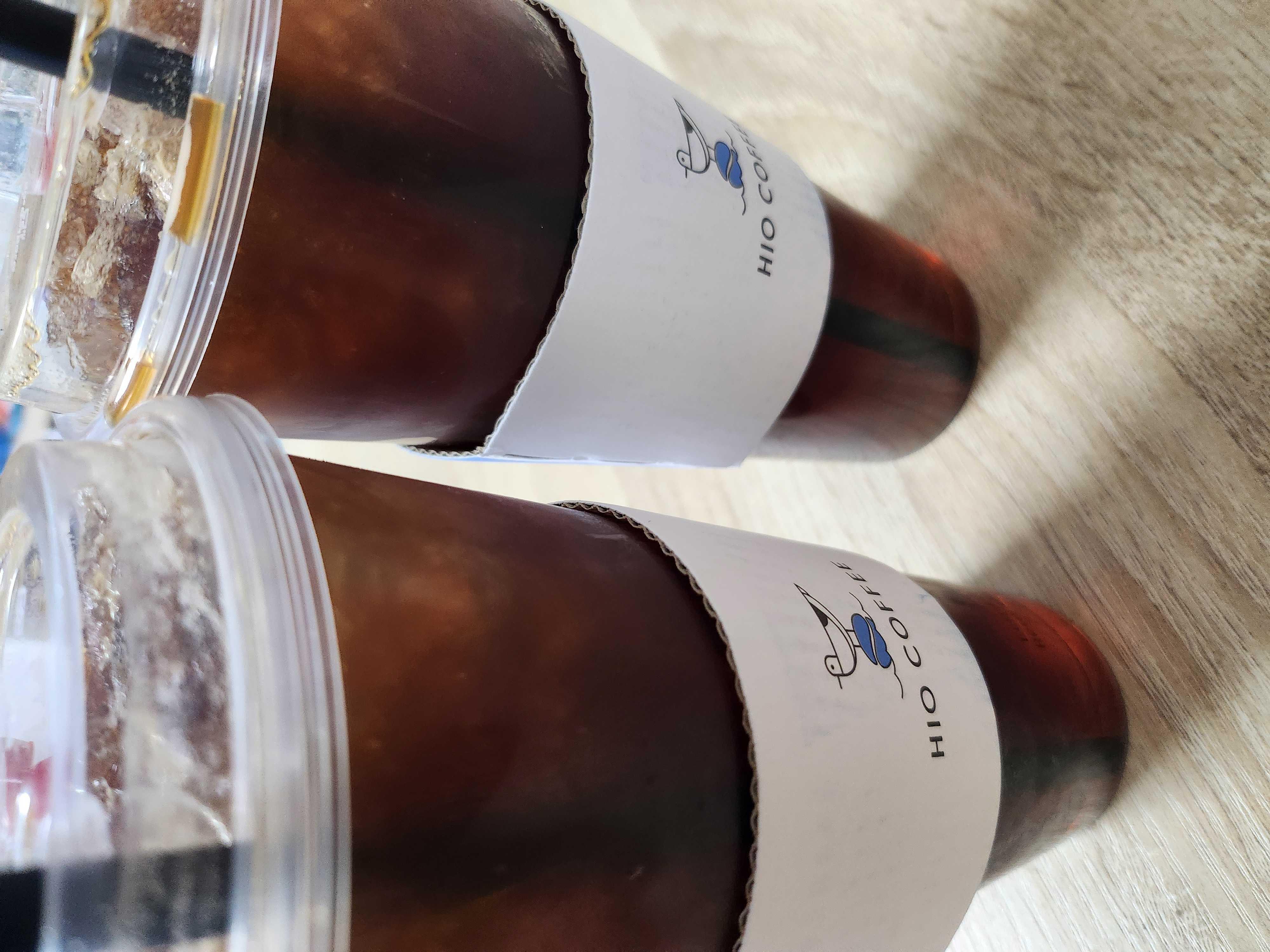 집앞에 좋아하는 하이오커피 생겨서 넘