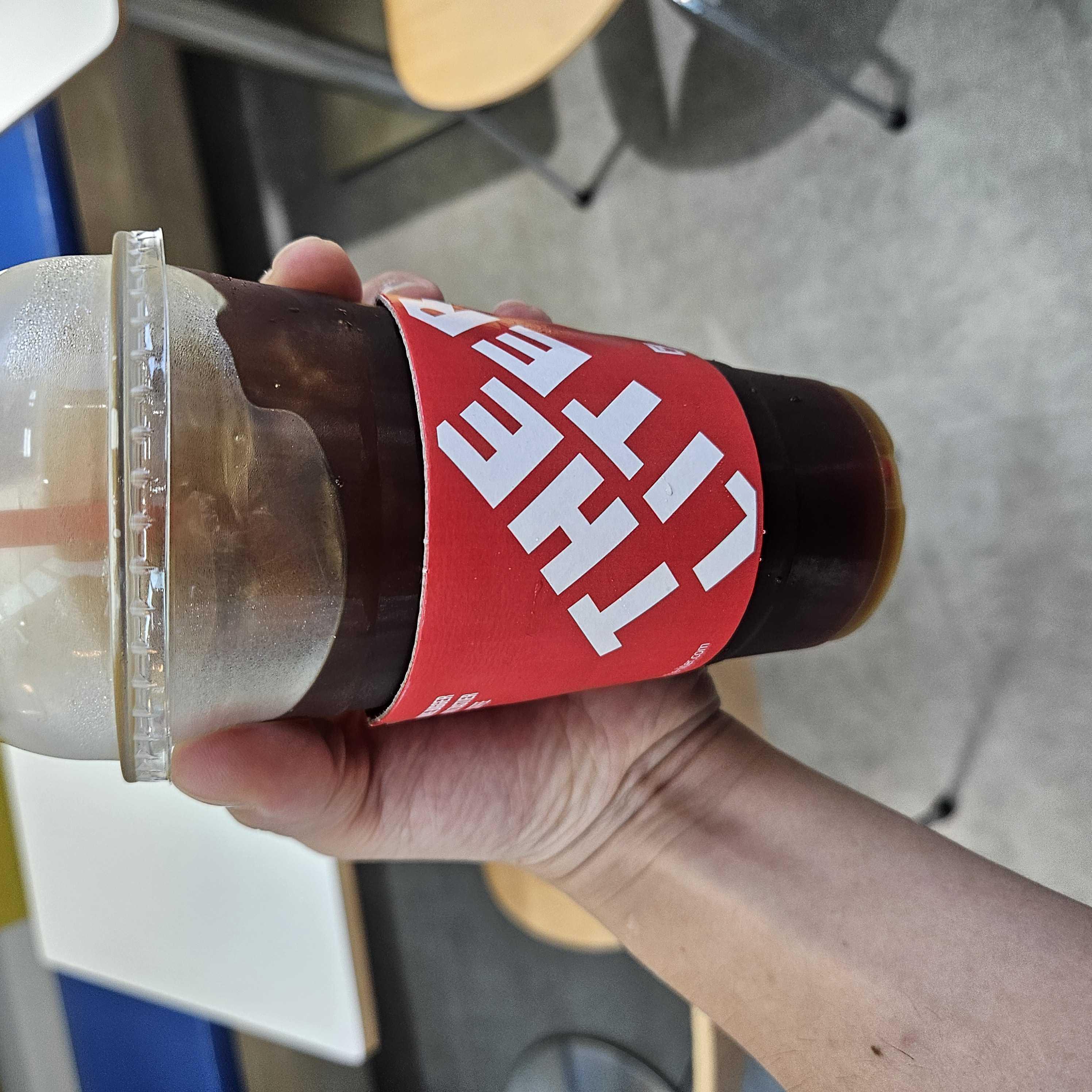 커피 맛있고 사장님도 친절해서 좋아요