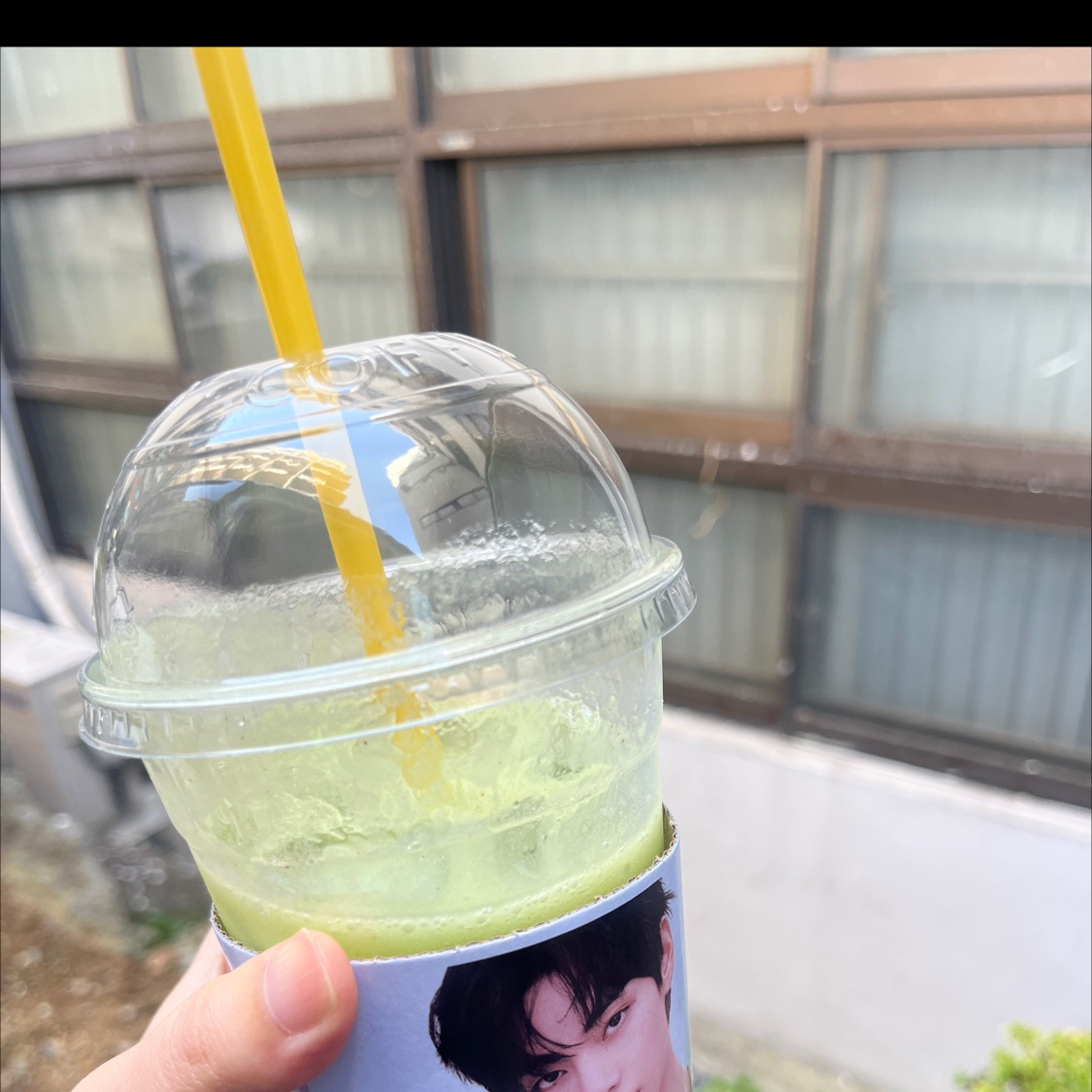 키위가 많이 안시고 맛있어요 생과일이