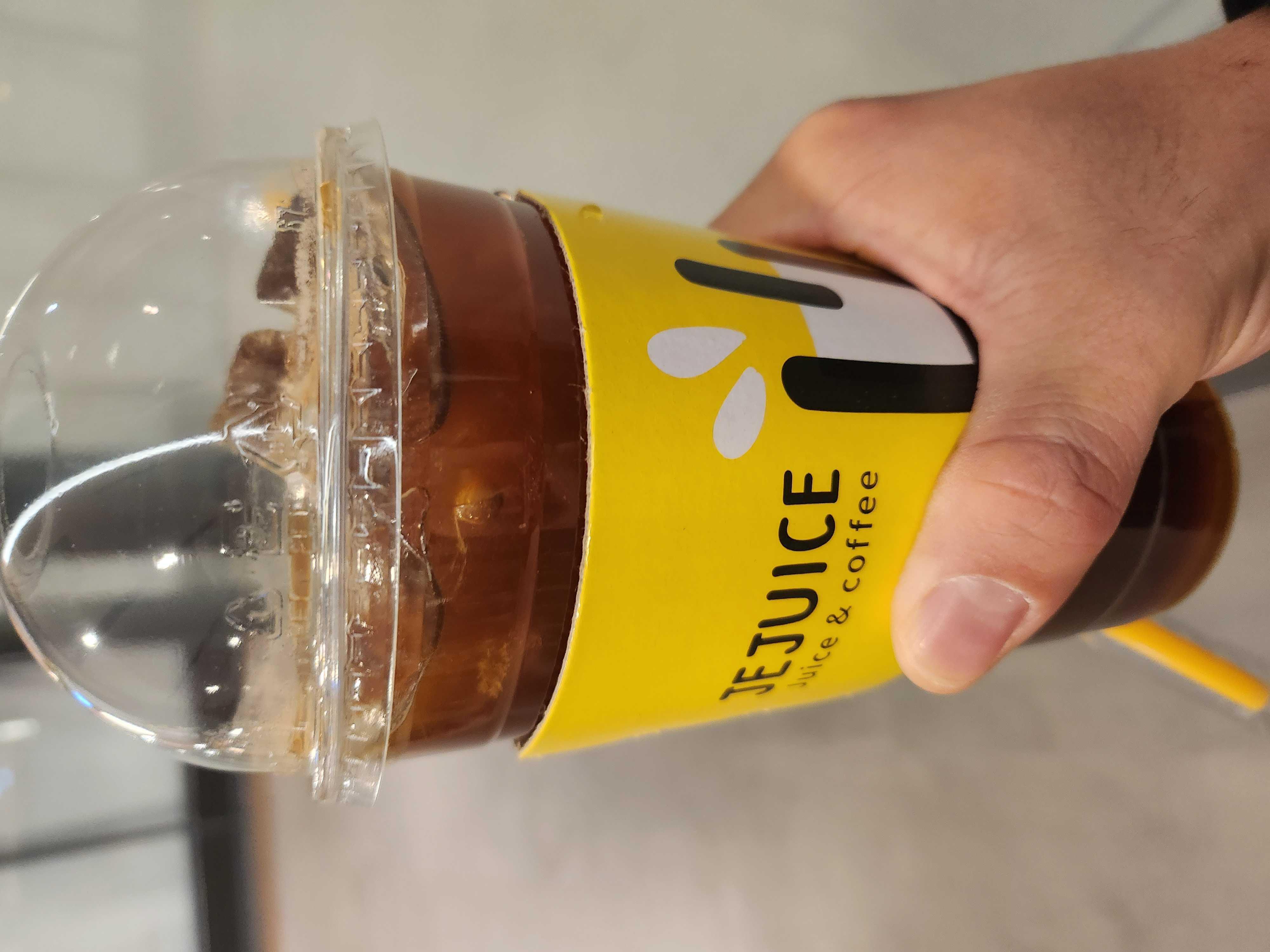 커피는 아아
저렴하게 잘 마십니다