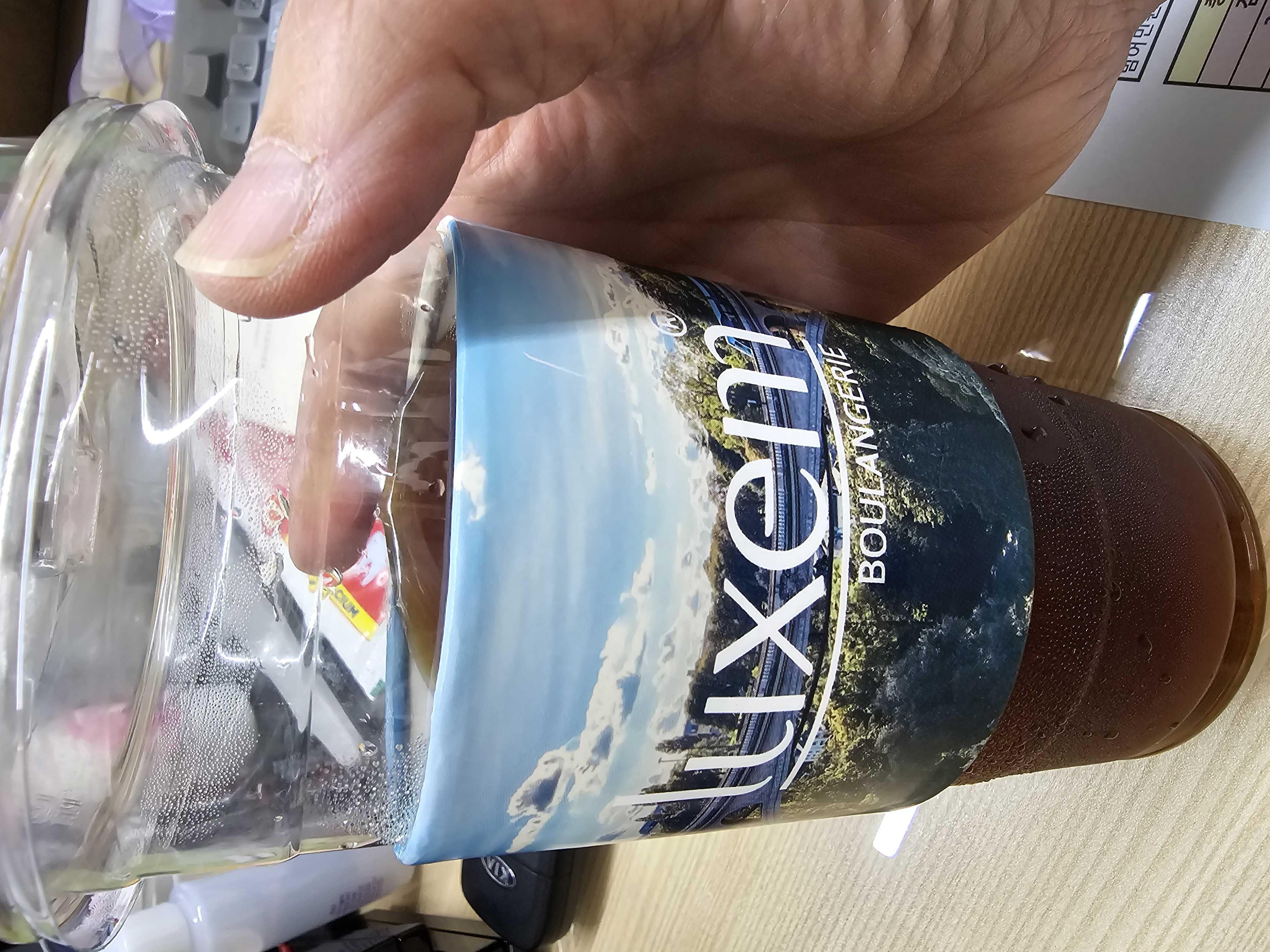커피 맛이 정말 고급지고 맛있네요^^