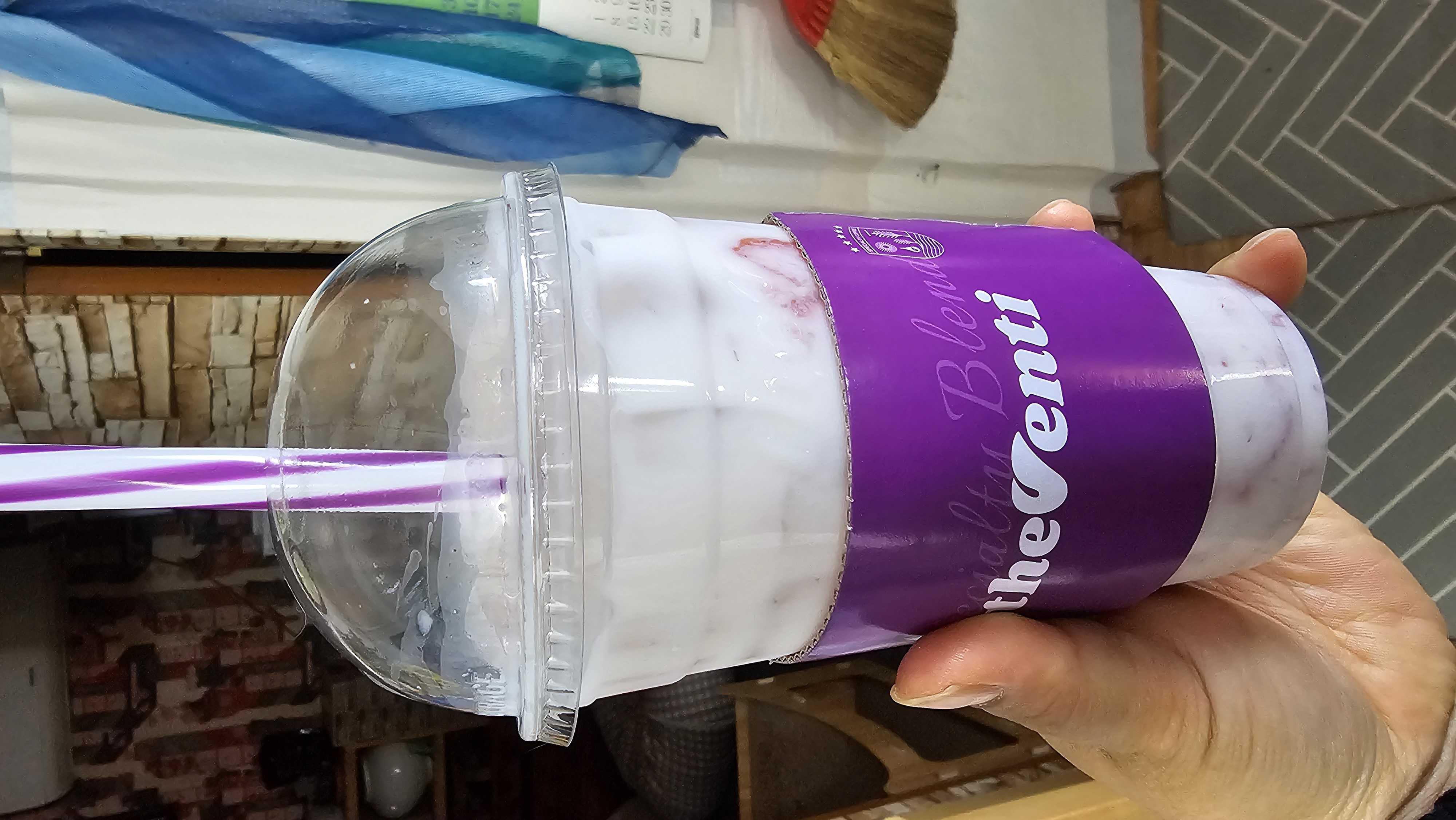 남지에도 벤티가!!! 지점마다 딸기라