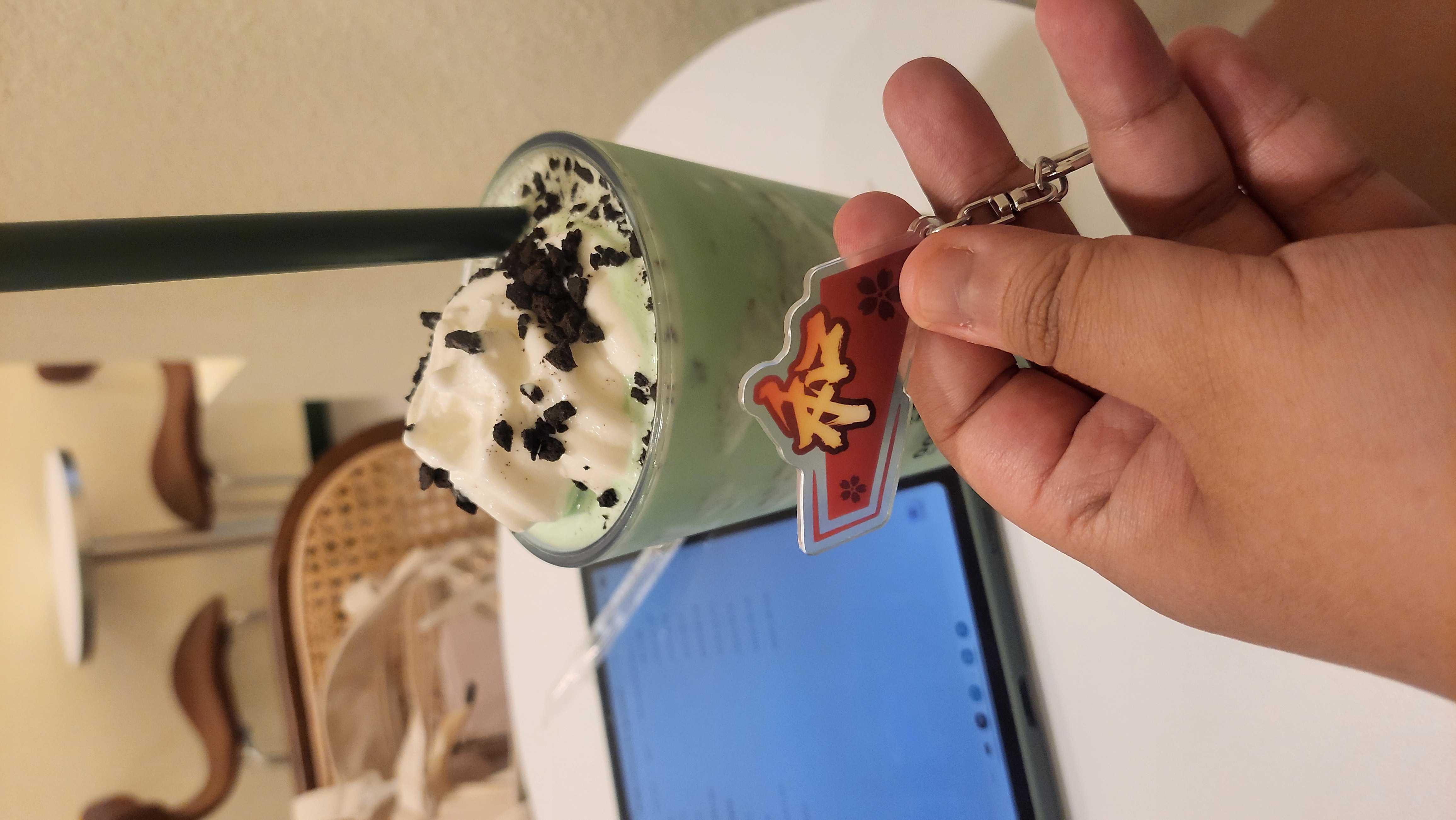 맛있어요
론