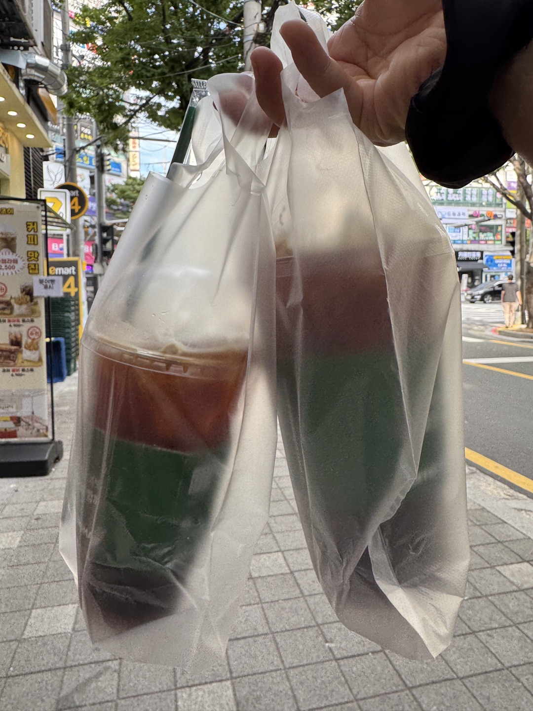 항상 믿고 먹는 로만이에요! 주변 아