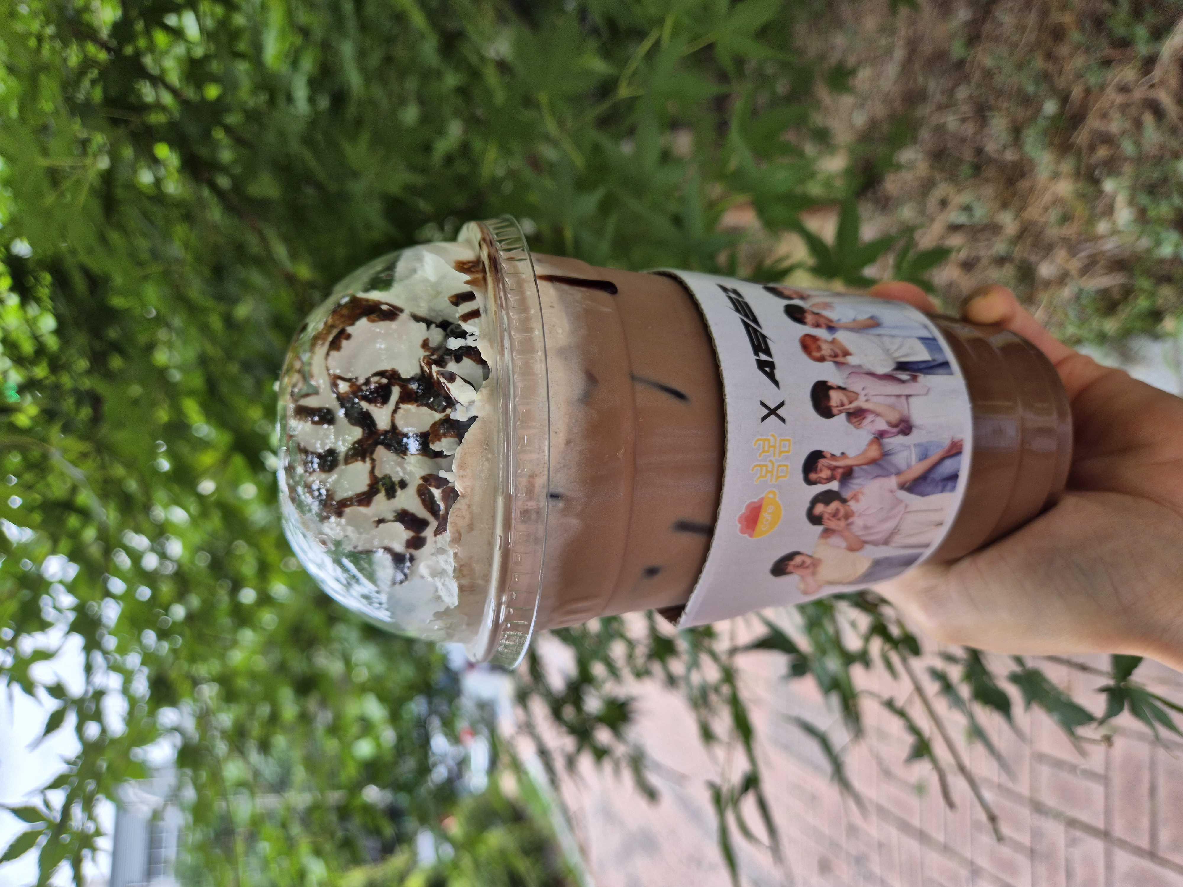 달달한 커피를 마시고 싶어서 주문했어