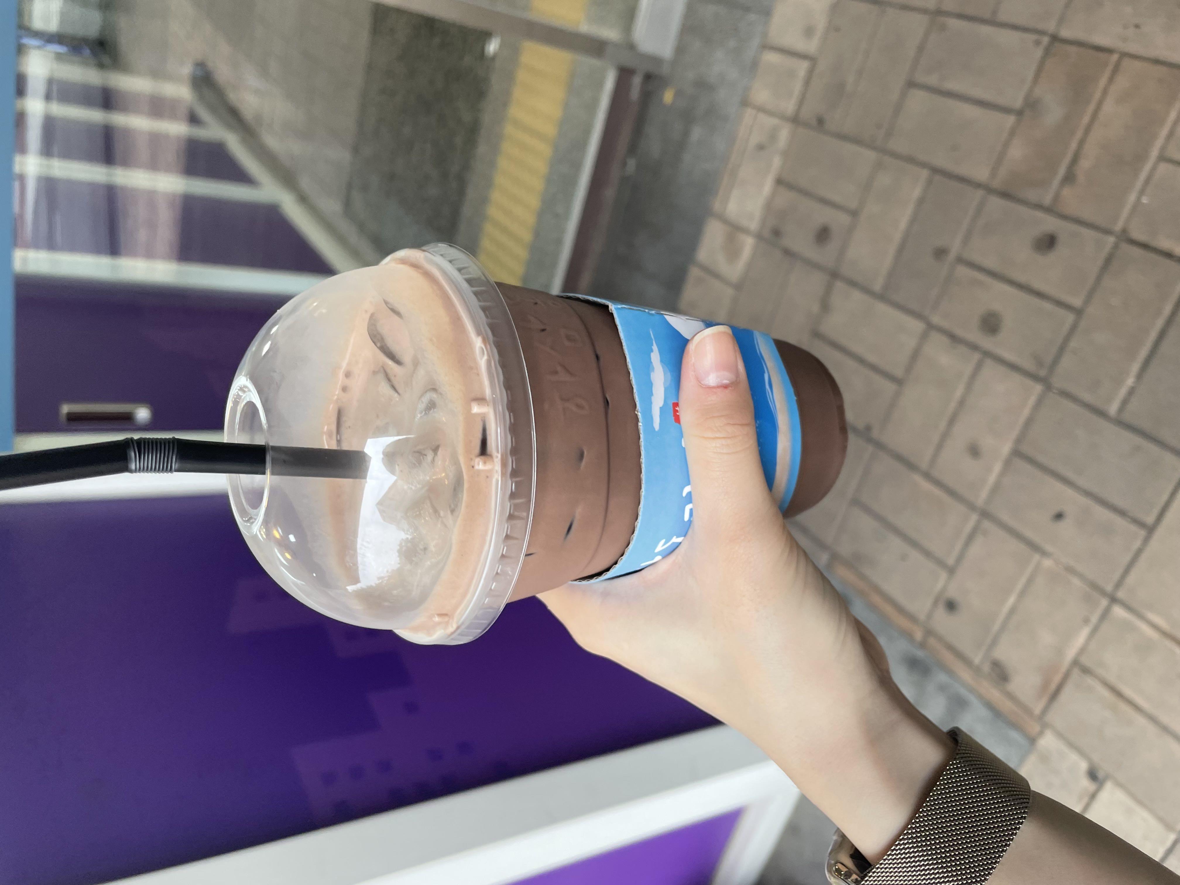 먹어본 초코음료중에 제일 맛있어용:-