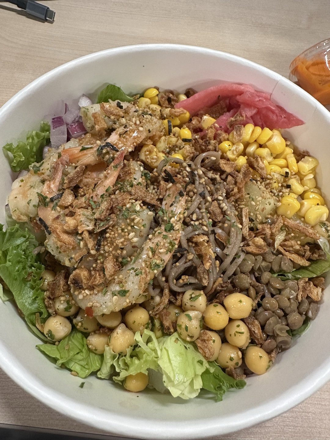 갈릭 쉬림프 포케 너무맛있어용 칠리갈