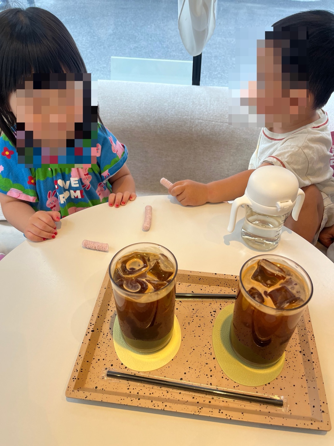 커피도 맛있고 아늑한 분위기에 사장님
