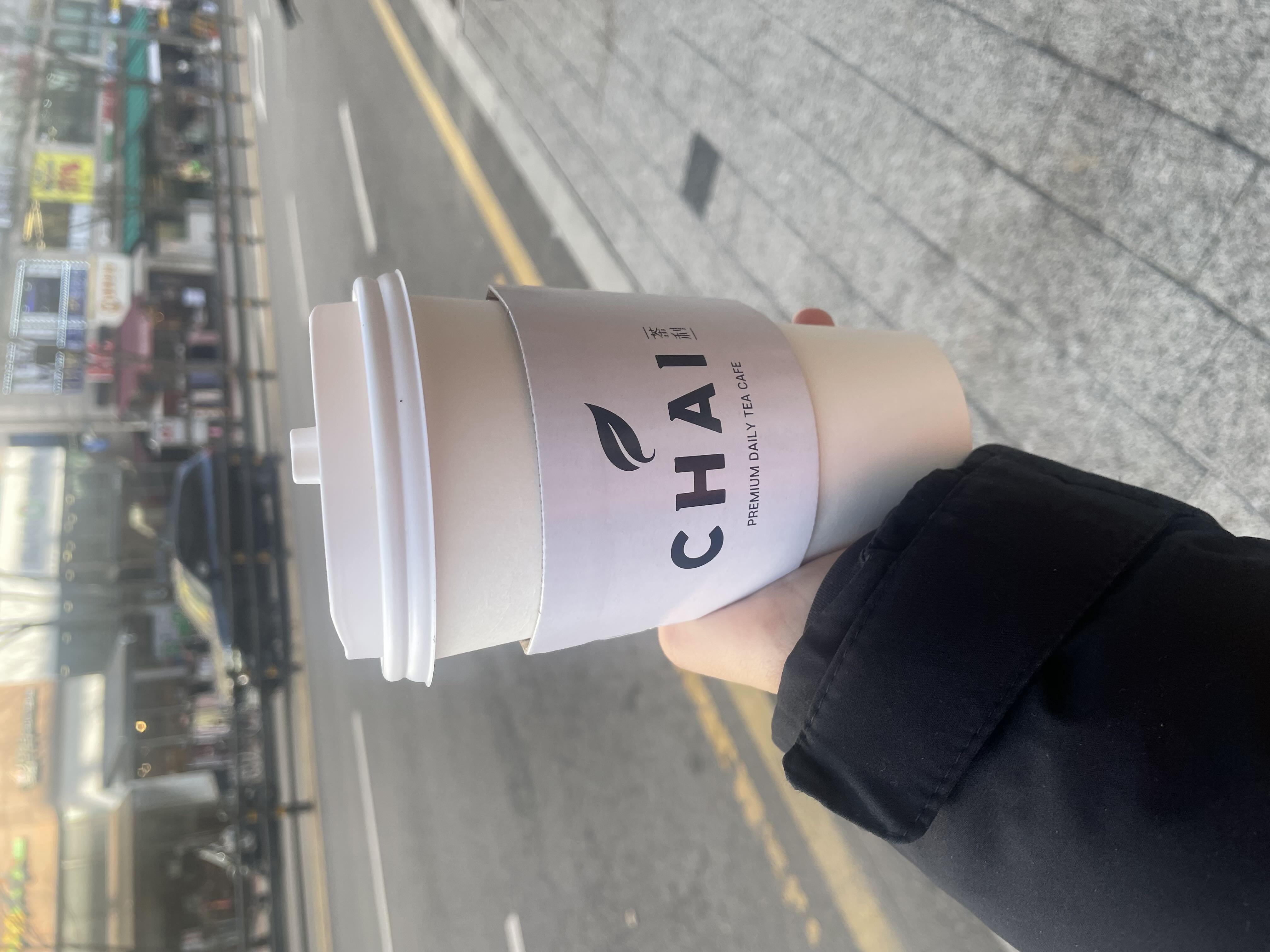 음료도 바로바로 준비해주시고 친절하셔